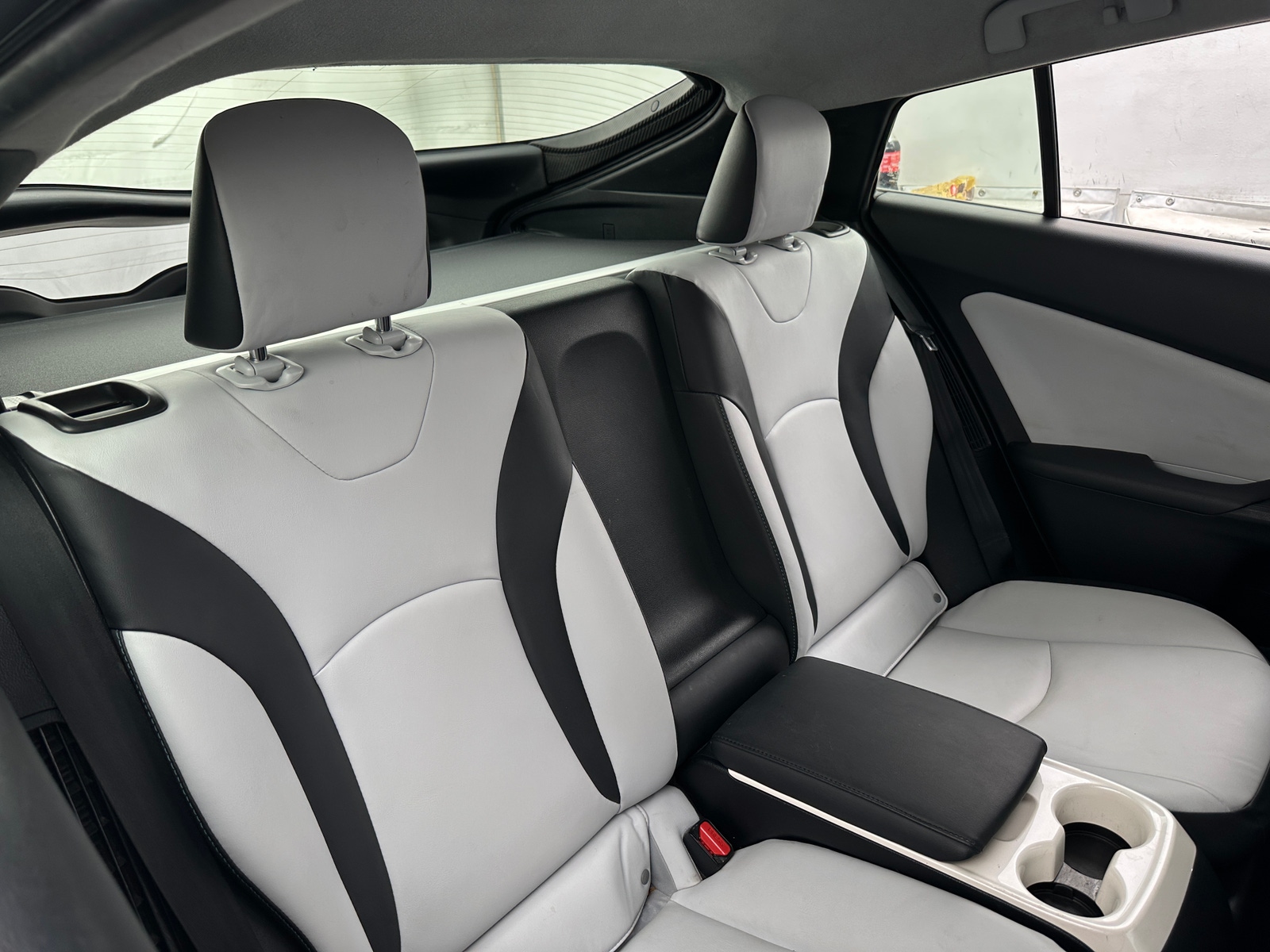 Thumbnail: 2017 Toyota Prius Prime - 6