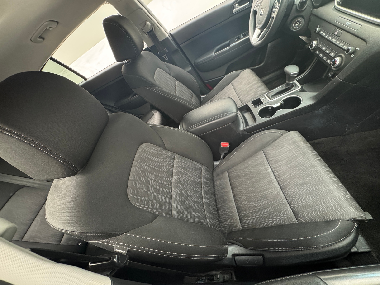 Thumbnail: 2022 Kia Sportage - 2