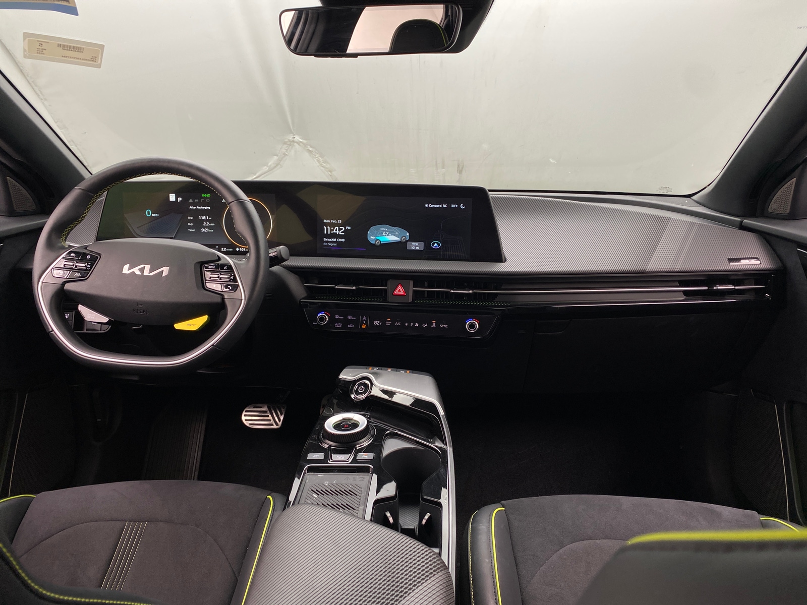 Thumbnail: 2023 Kia EV6 - 3