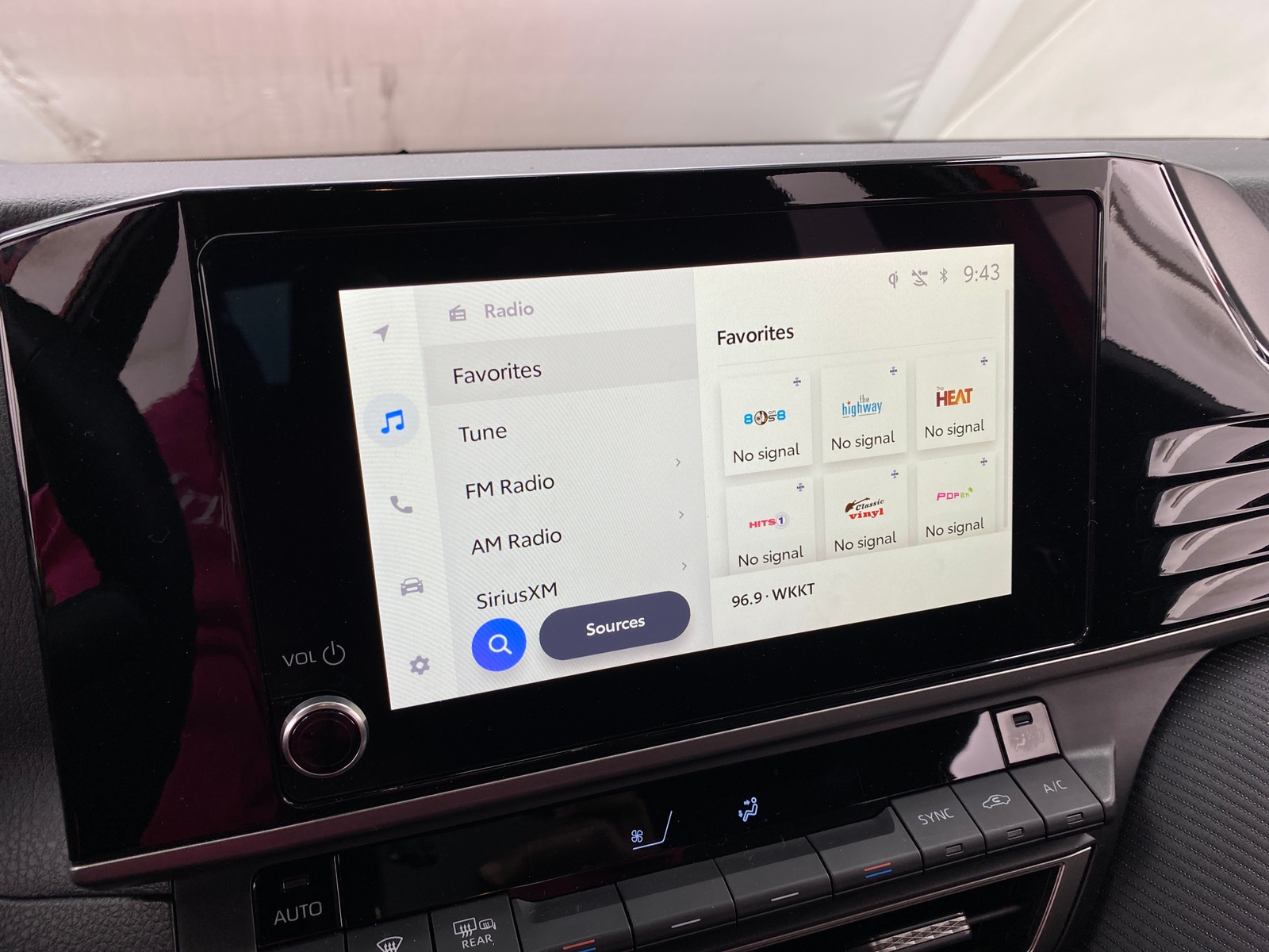 Thumbnail: 2025 Toyota Camry - 4