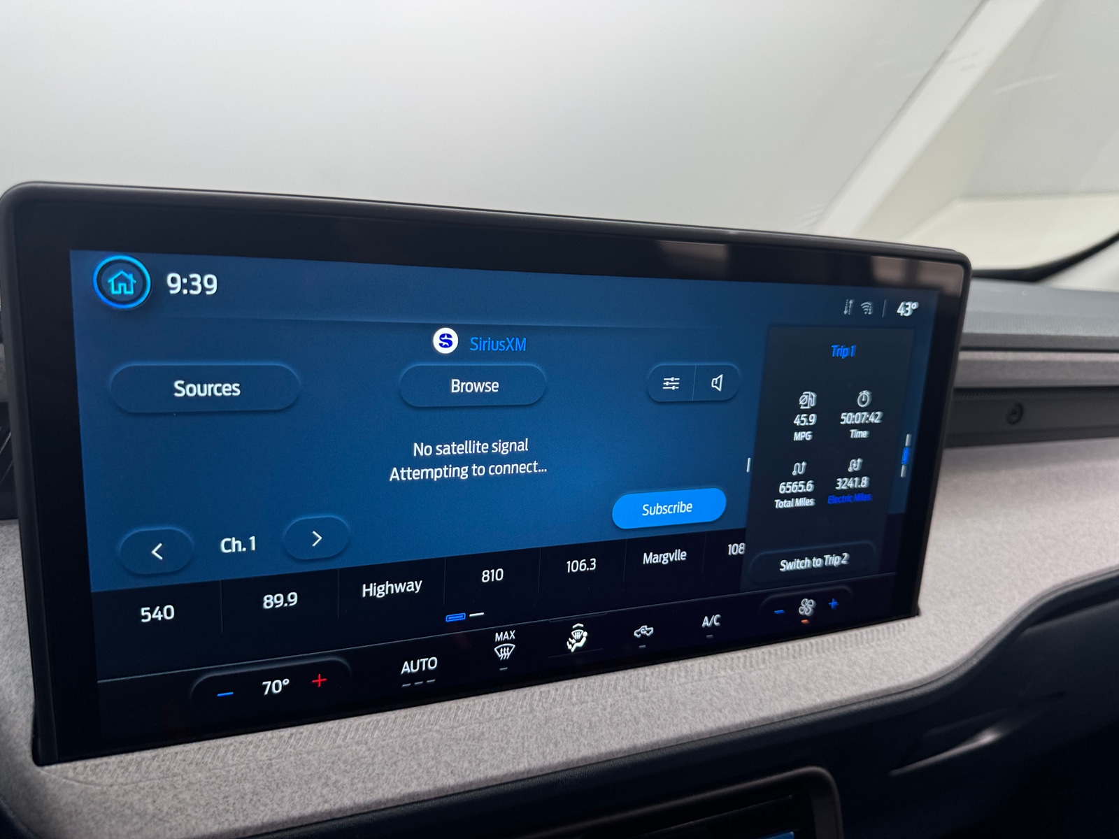 Thumbnail: 2025 Ford Maverick - 4