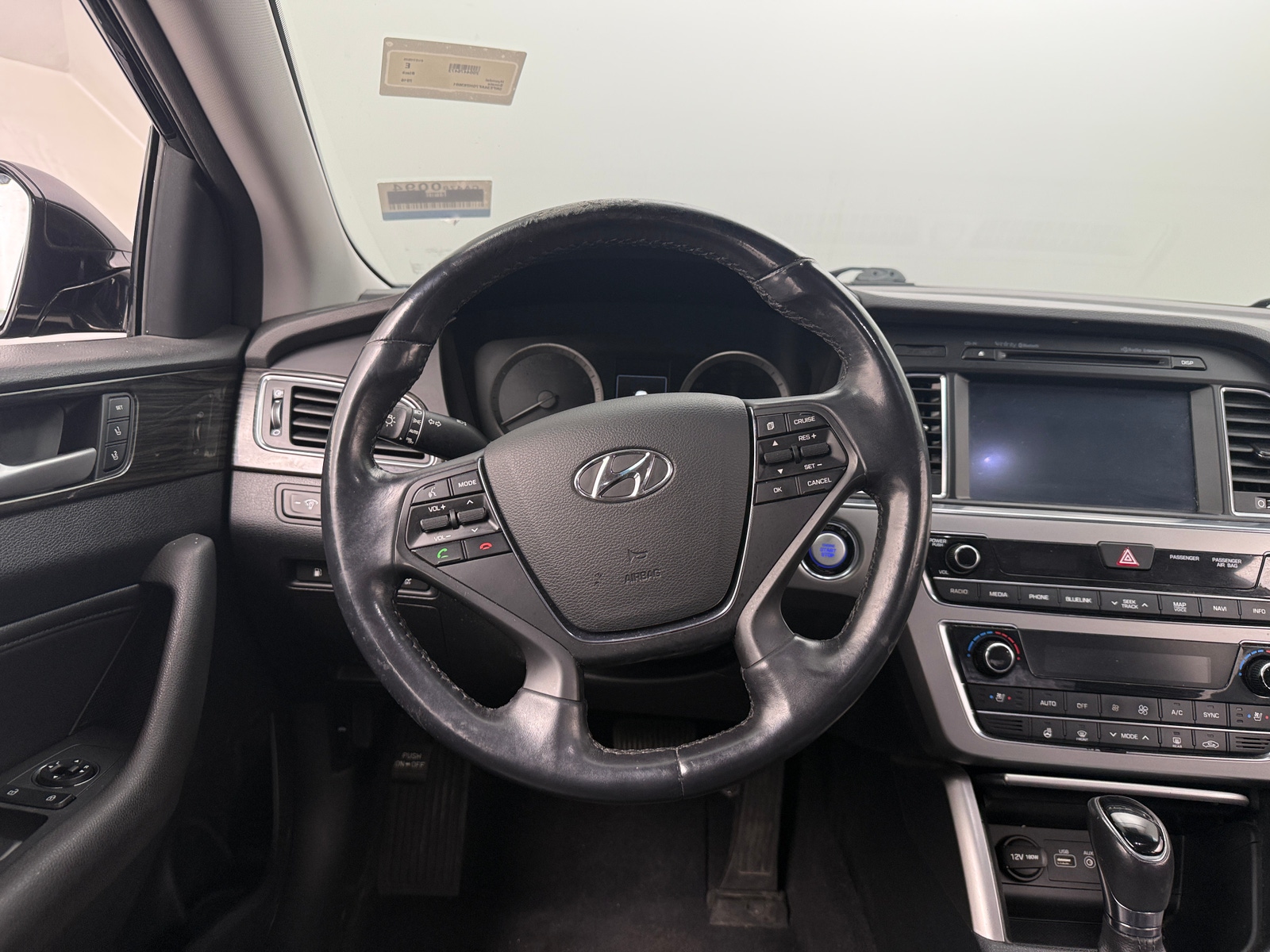 Thumbnail: 2016 Hyundai Sonata - 4