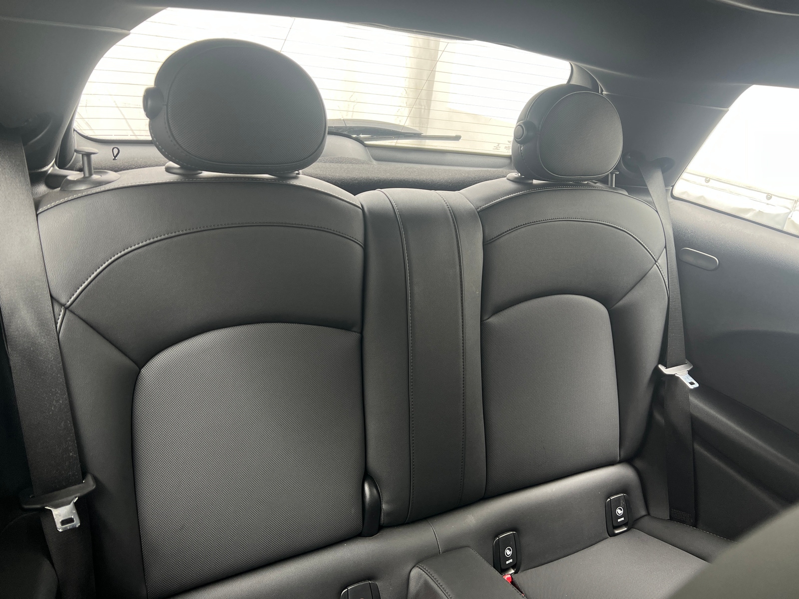 Thumbnail: 2023 MINI Cooper Hardtop - 4