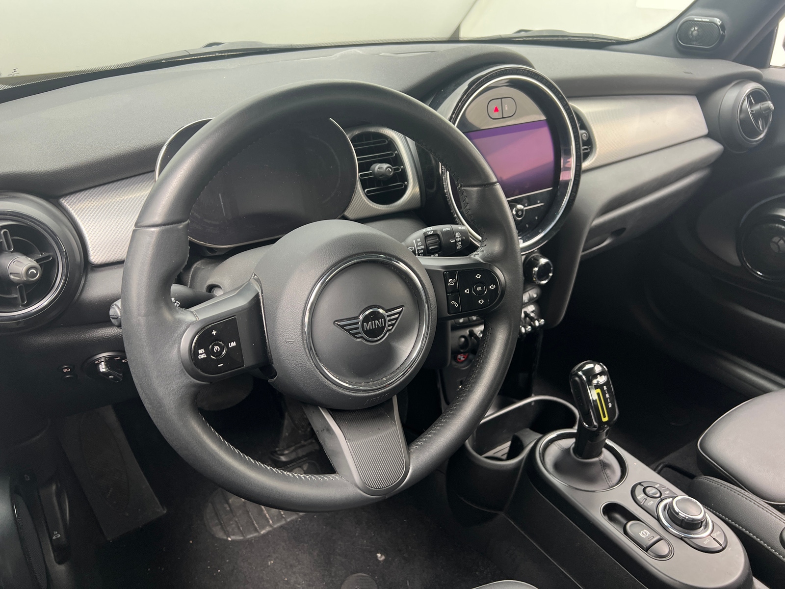 Thumbnail: 2023 MINI Cooper Hardtop - 3