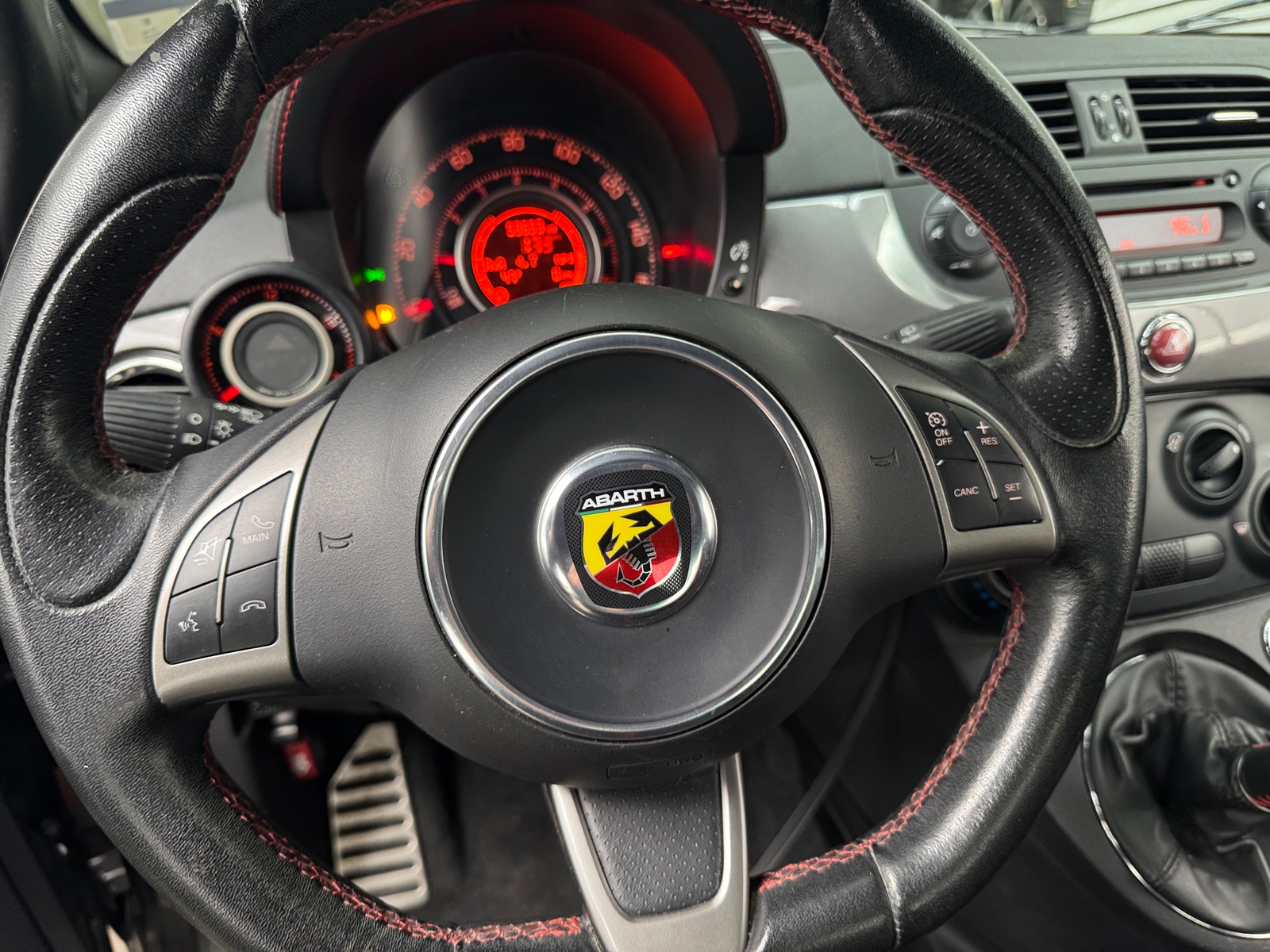 Thumbnail: 2013 Fiat 500 - 5