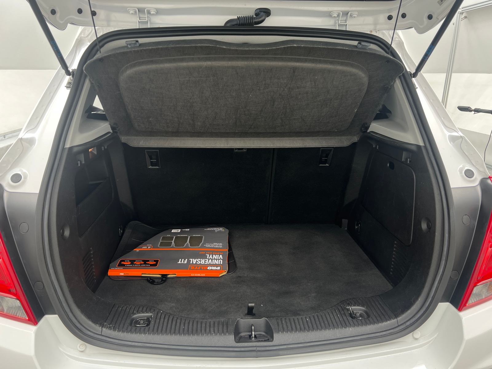 Thumbnail: 2017 Chevrolet Trax - 7