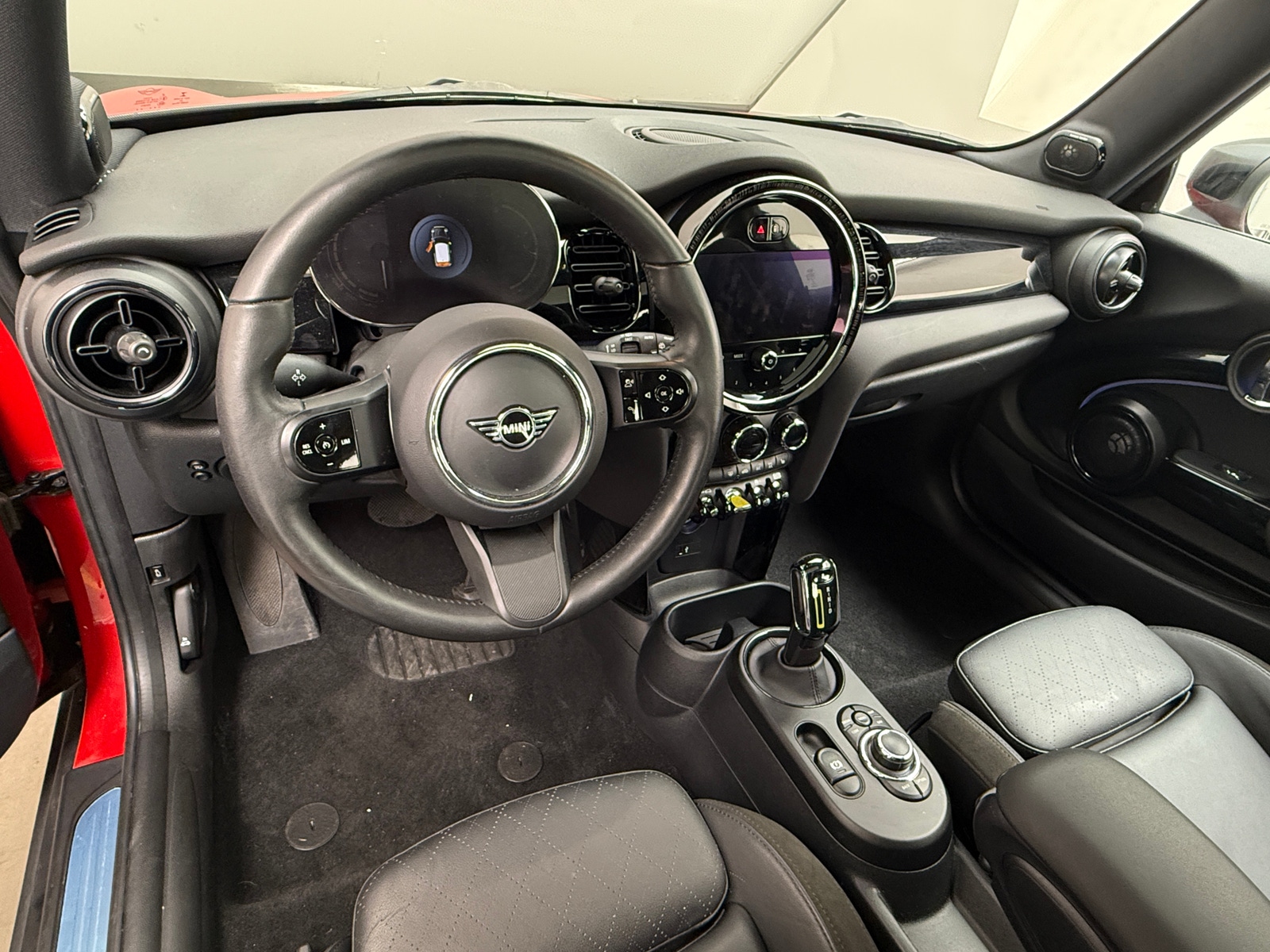 Thumbnail: 2023 MINI Cooper Hardtop - 2