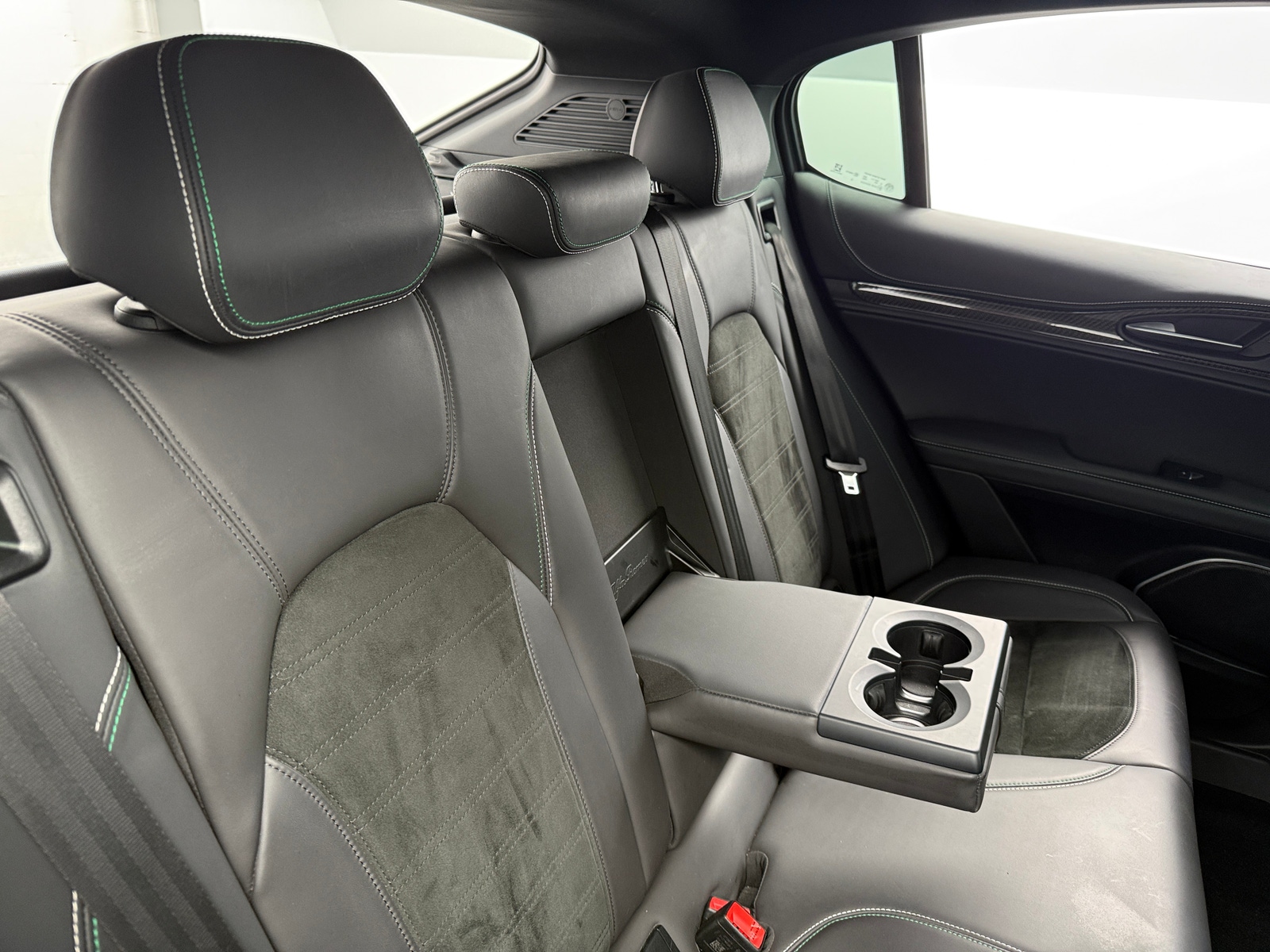 Thumbnail: 2019 Alfa Romeo Stelvio - 5