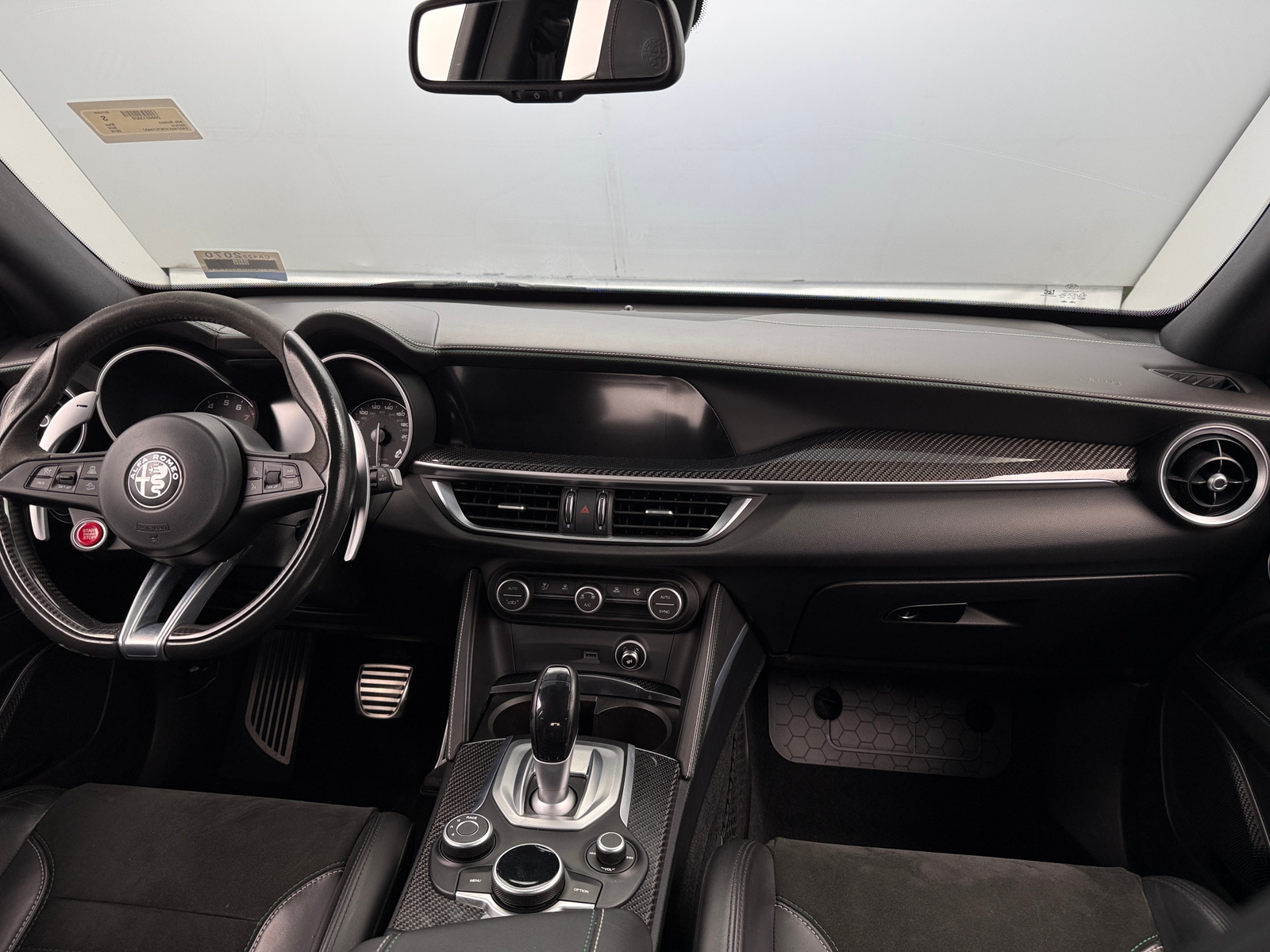 Thumbnail: 2019 Alfa Romeo Stelvio - 2