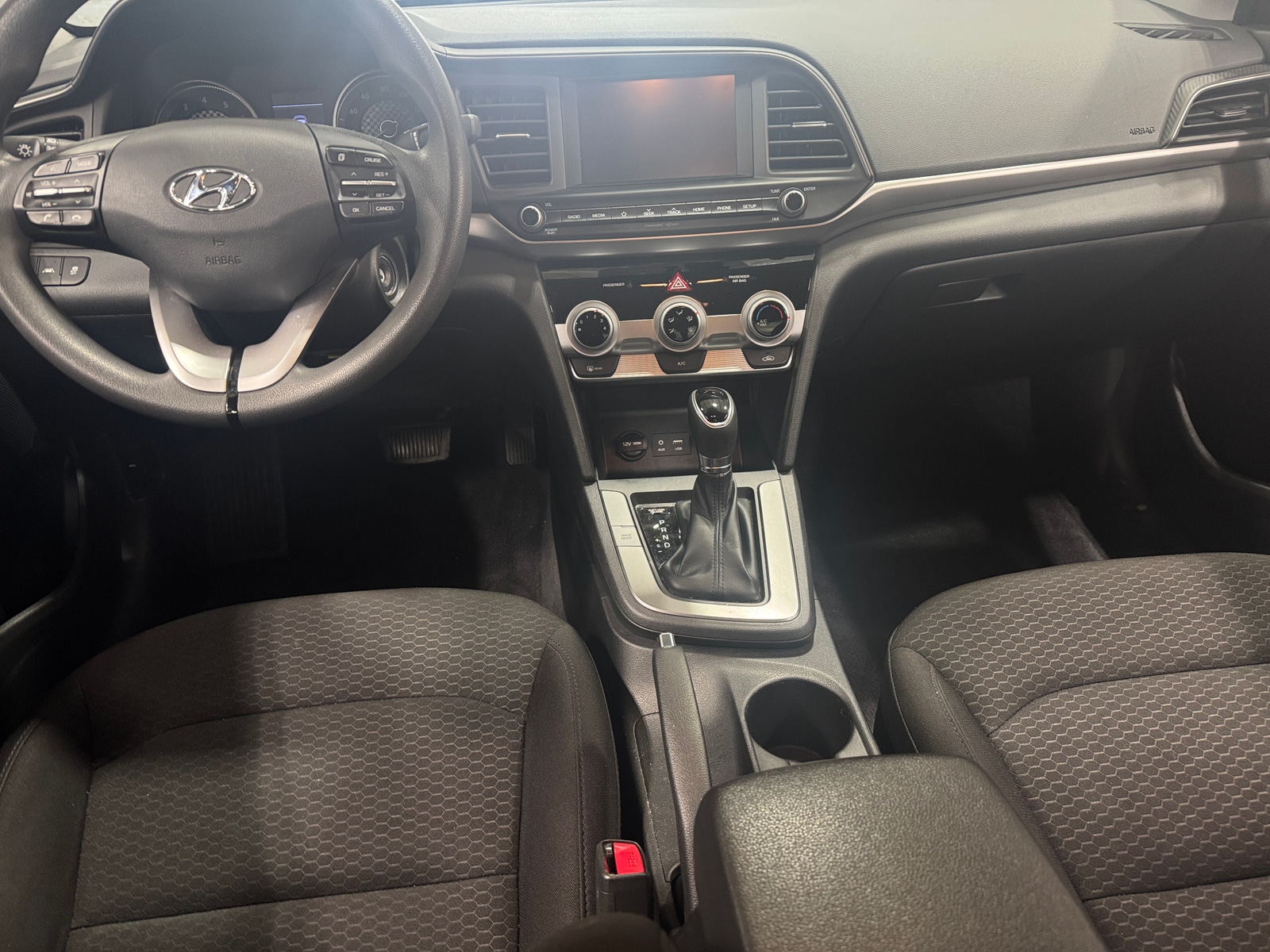 Thumbnail: 2019 Hyundai Elantra - 3