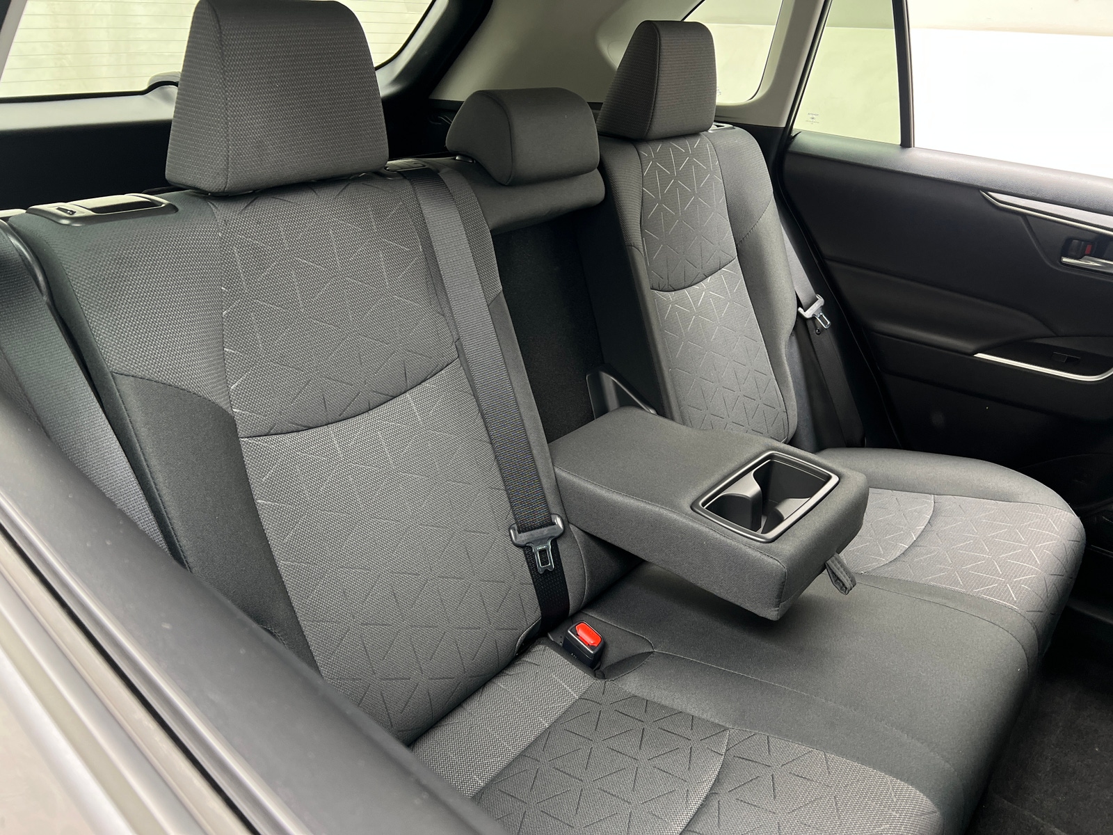 Thumbnail: 2024 Toyota RAV4 - 6