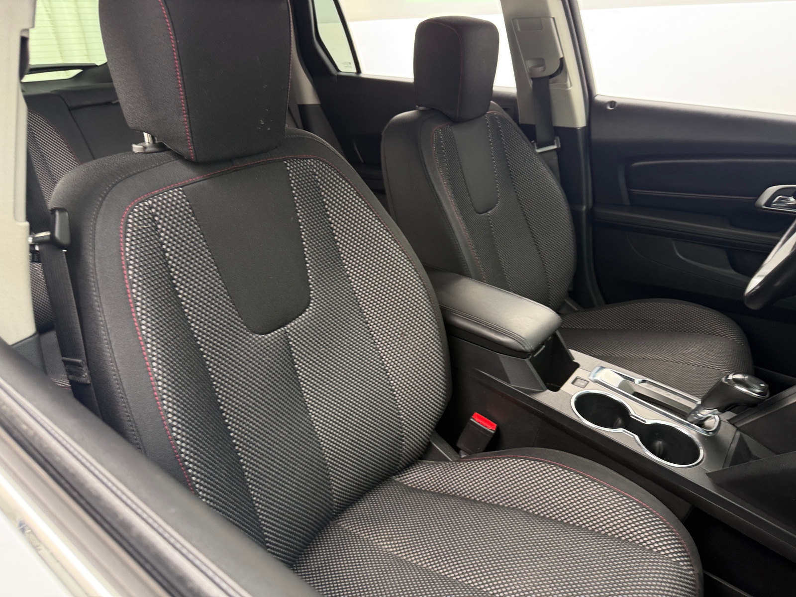 Thumbnail: 2017 GMC Terrain - 2