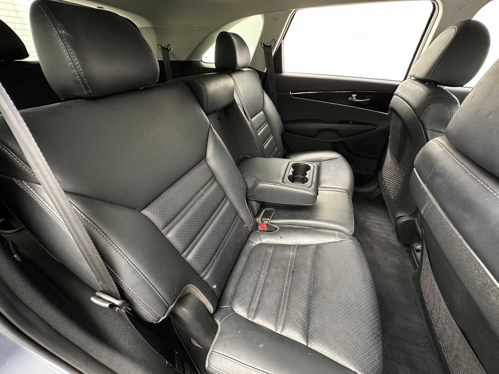 Thumbnail: 2020 Kia Sorento - 5