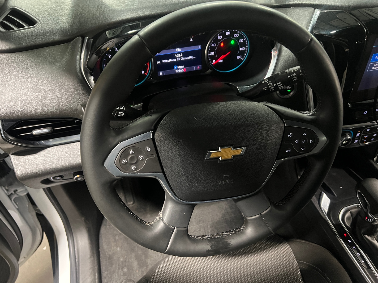 Thumbnail: 2023 Chevrolet Traverse - 5