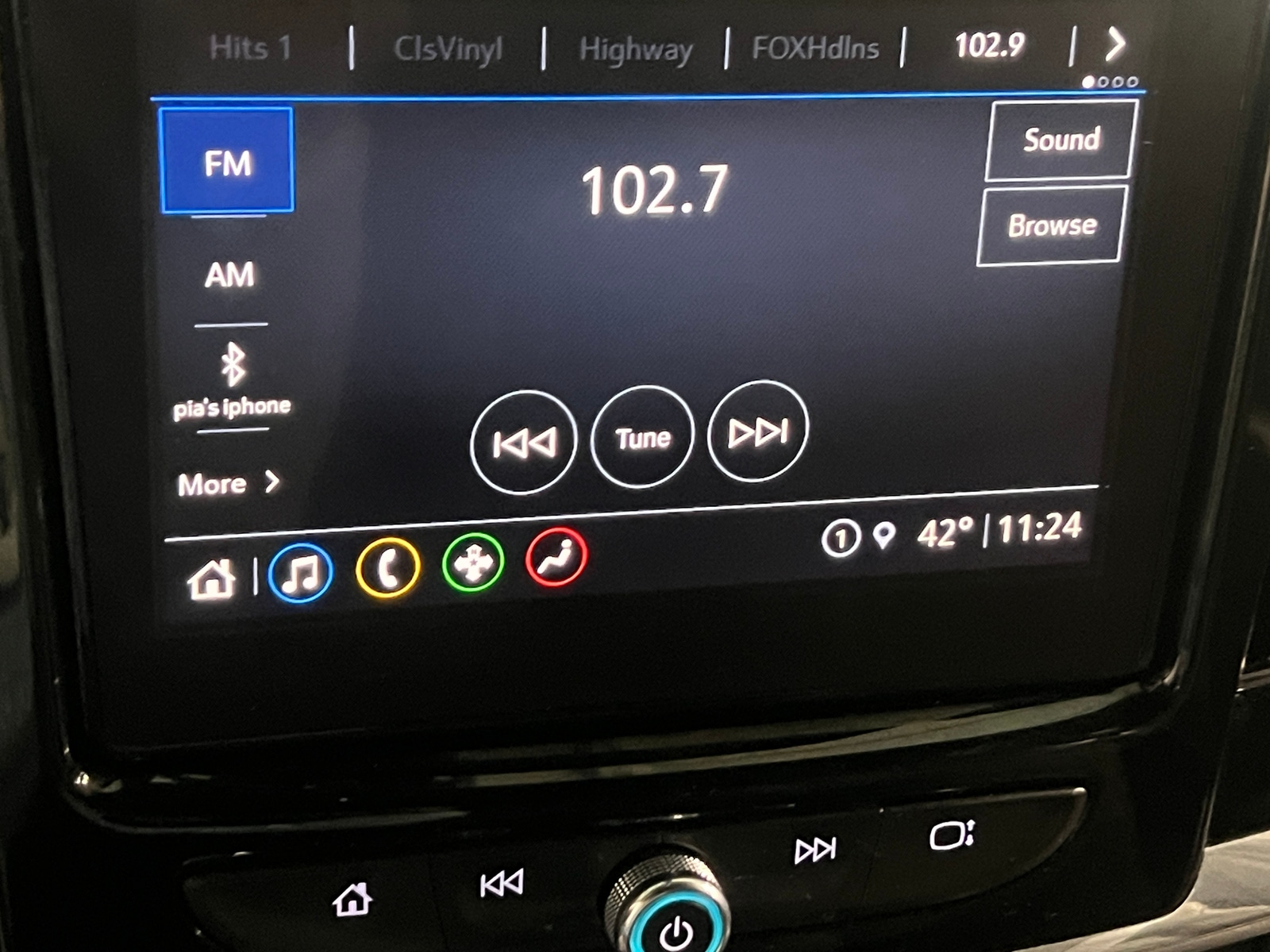 Thumbnail: 2023 Chevrolet Traverse - 4