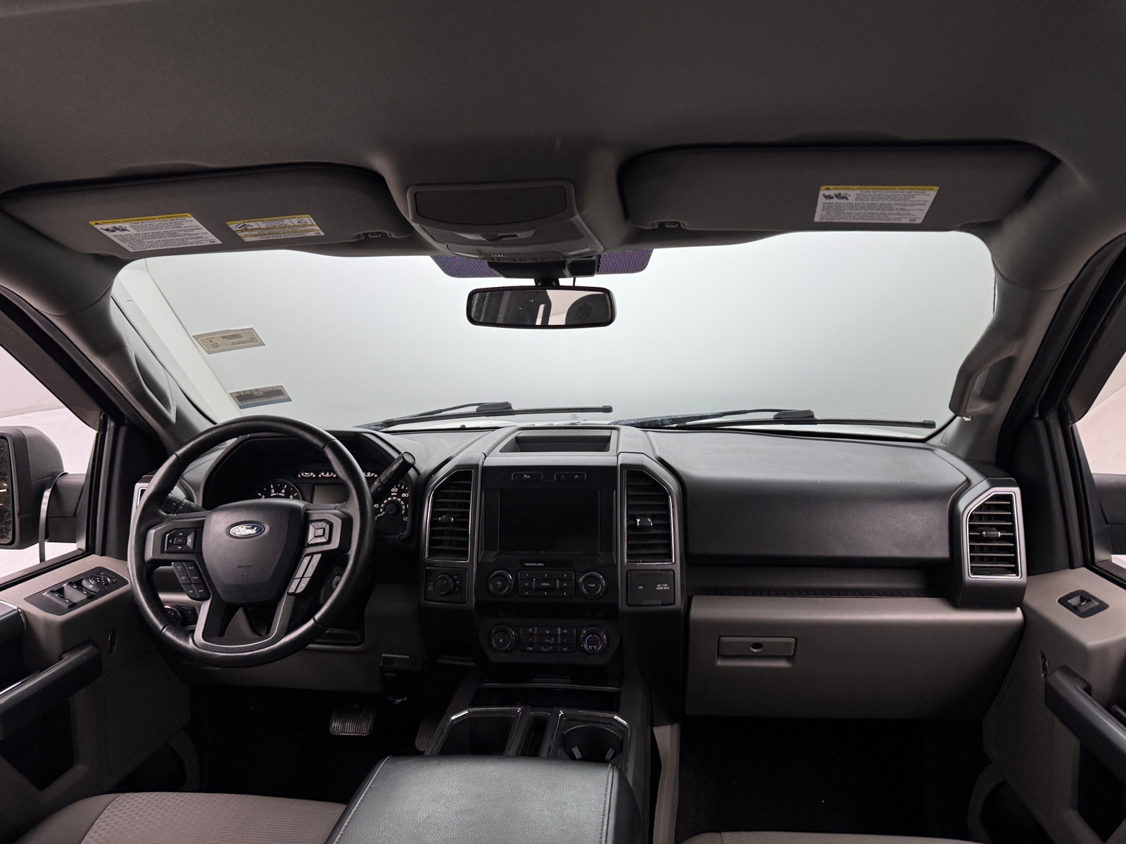 Thumbnail: 2019 Ford Econoline - 3