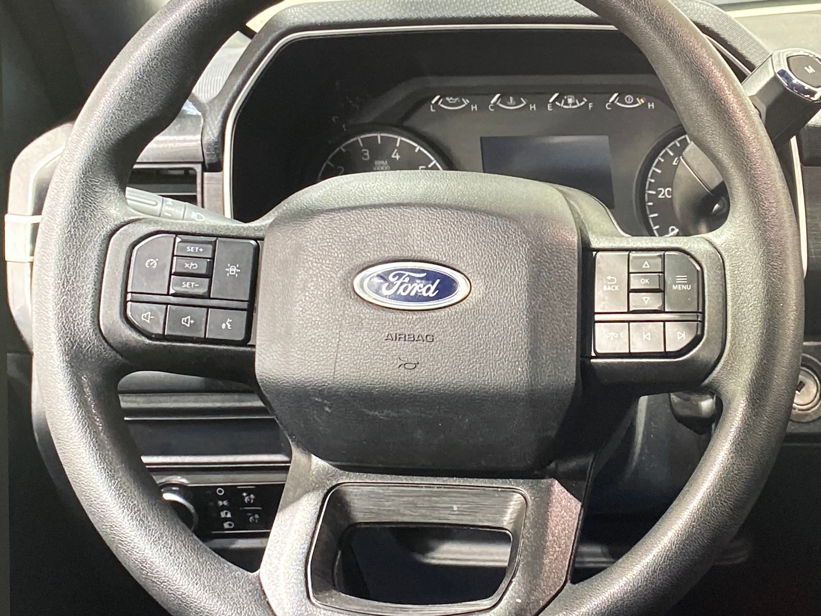 Thumbnail: 2019 Ford Econoline - 5