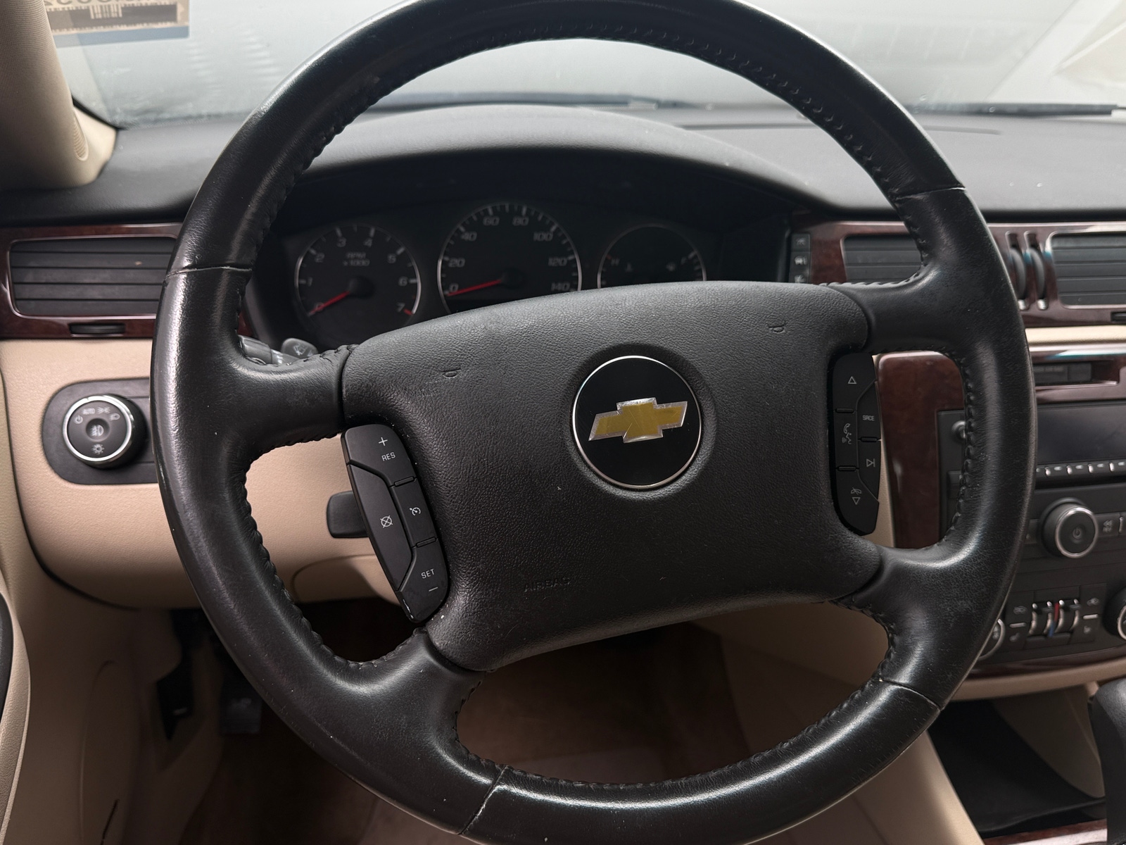 Thumbnail: 2011 Chevrolet Impala - 4