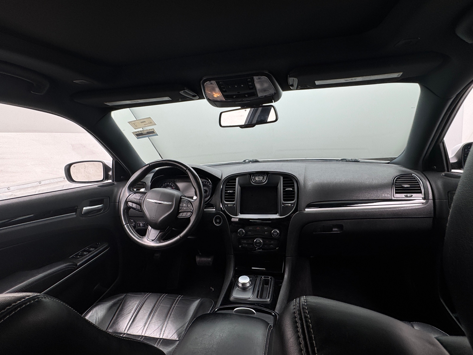 Thumbnail: 2020 Chrysler 300 - 2