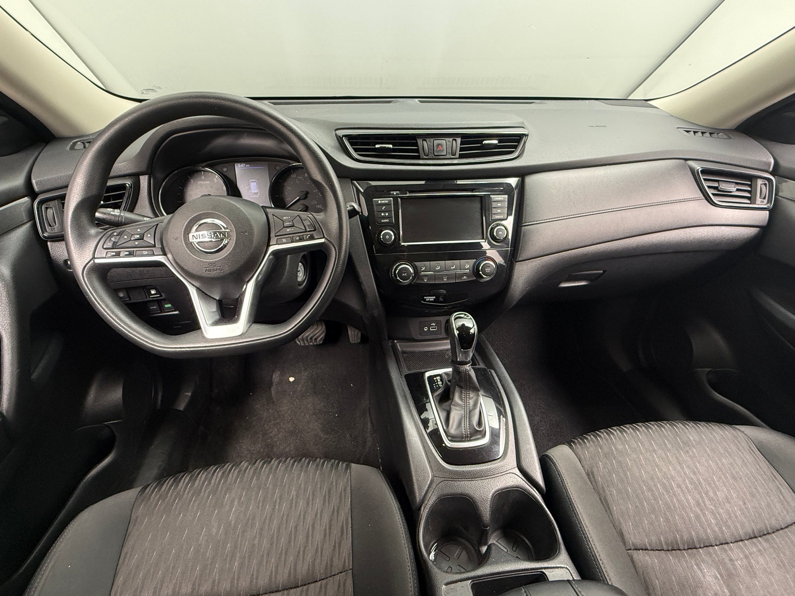 Thumbnail: 2020 Nissan Rogue - 3