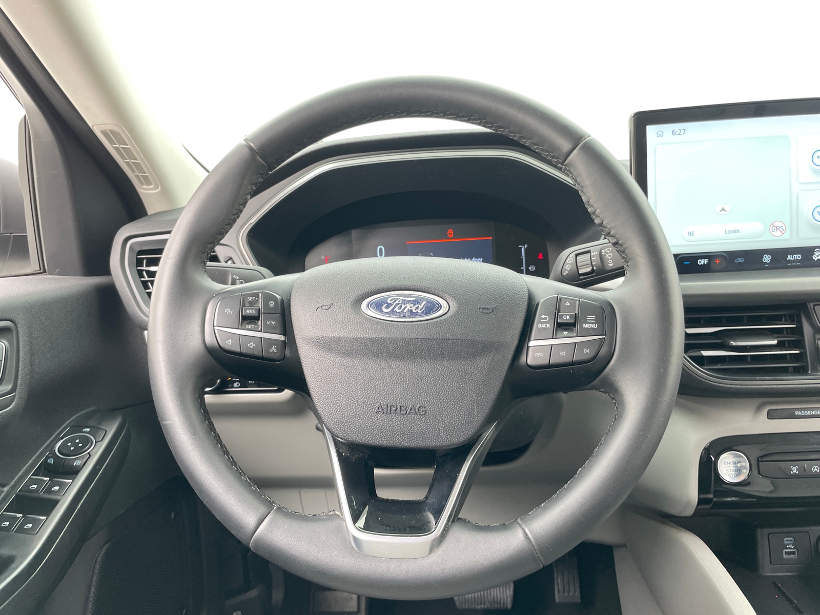 Thumbnail: 2023 Ford Escape - 5