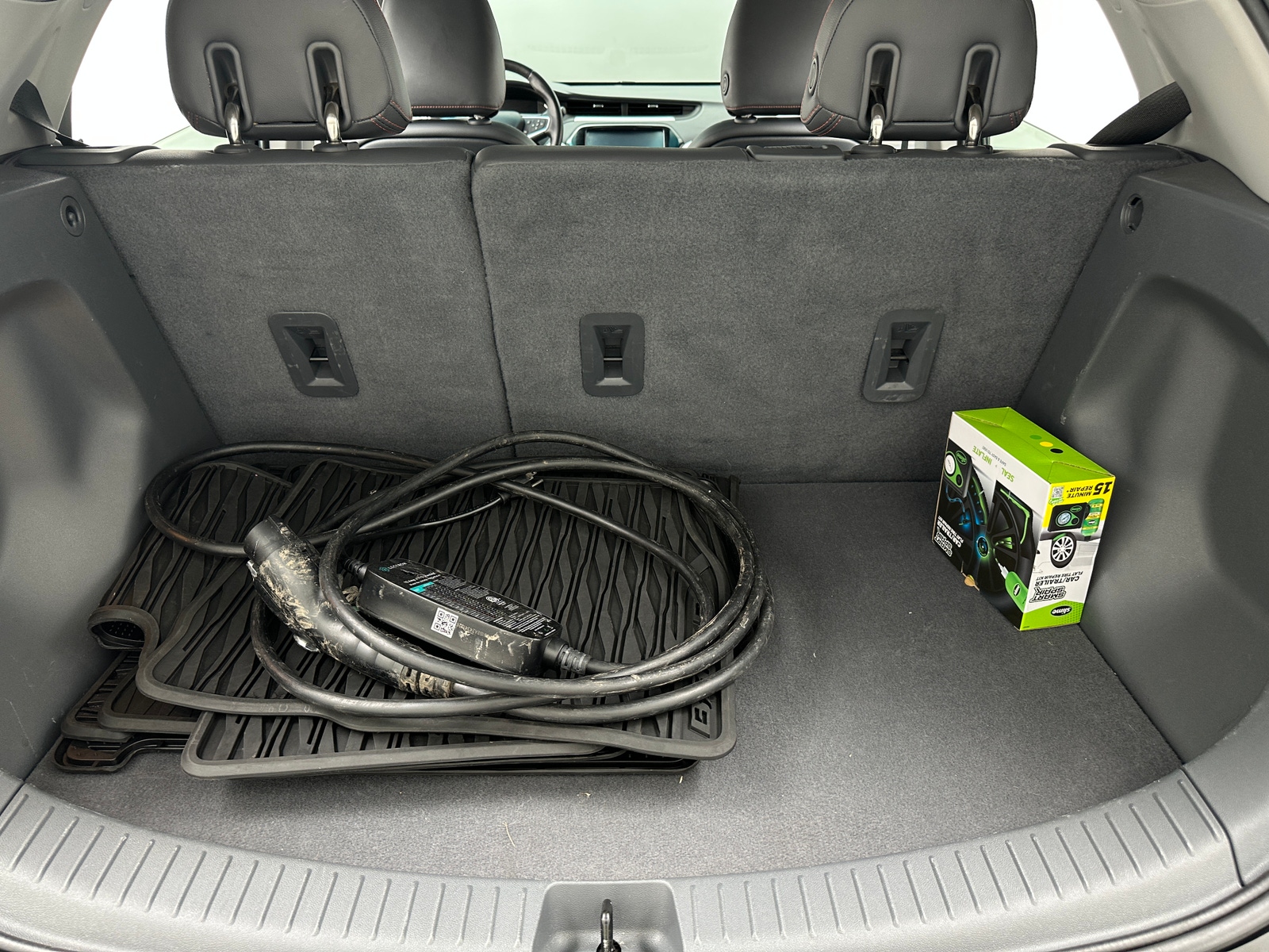 Thumbnail: 2021 Chevrolet Bolt EV - 6