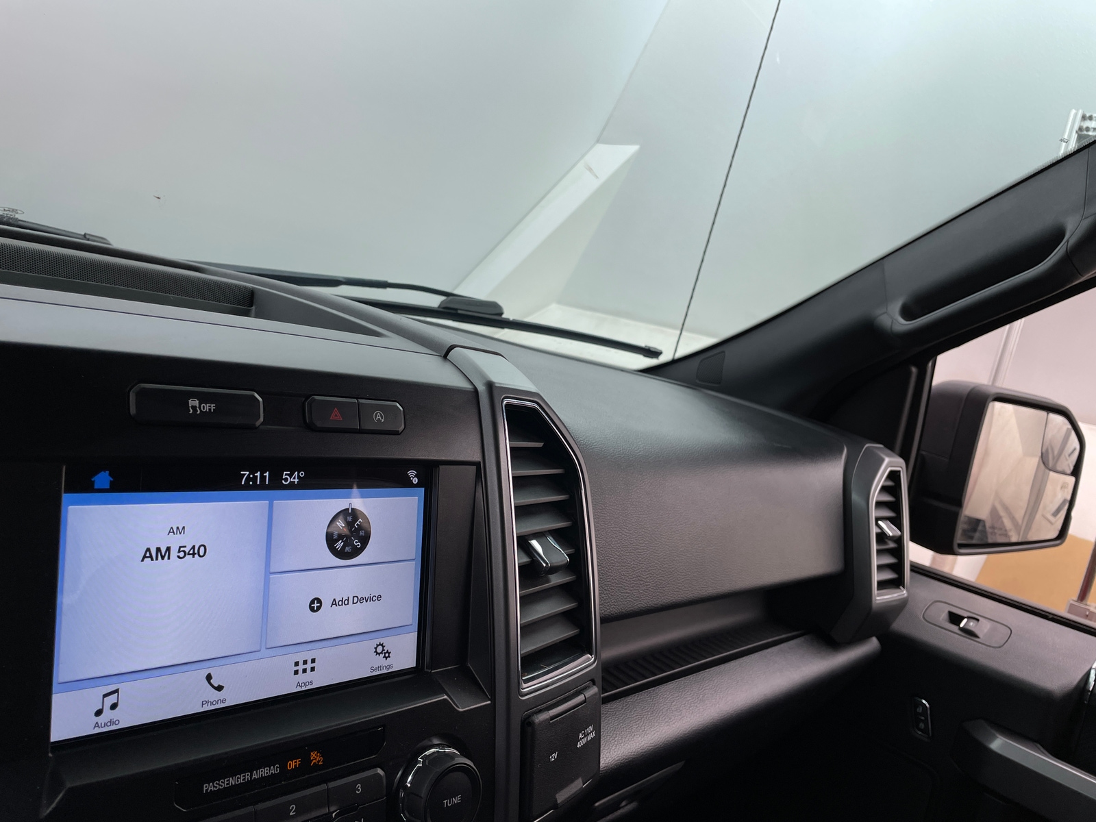 Thumbnail: 2019 Ford Econoline - 4