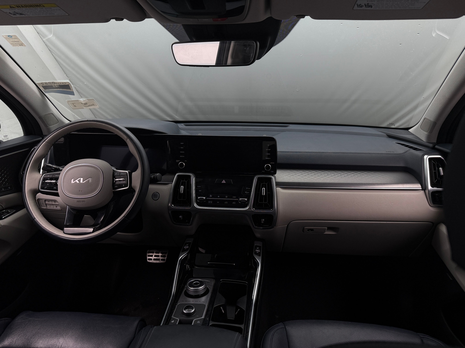 Thumbnail: 2024 Kia Sorento - 2