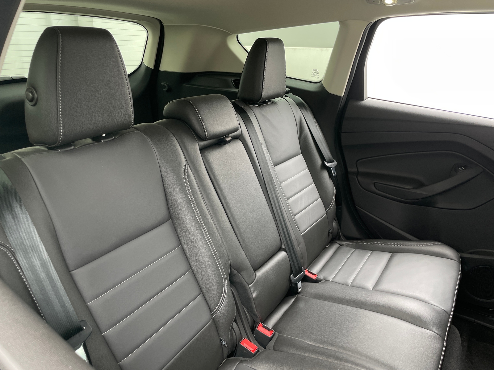 Thumbnail: 2015 Ford Escape - 5