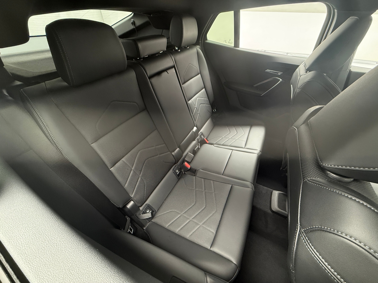 Thumbnail: 2025 BMW X2 - 5