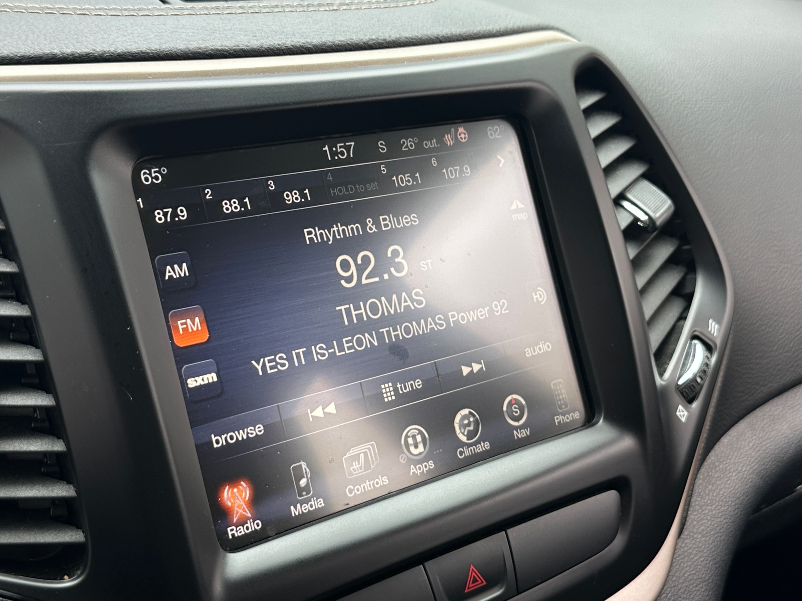 Thumbnail: 2016 Jeep Cherokee - 3