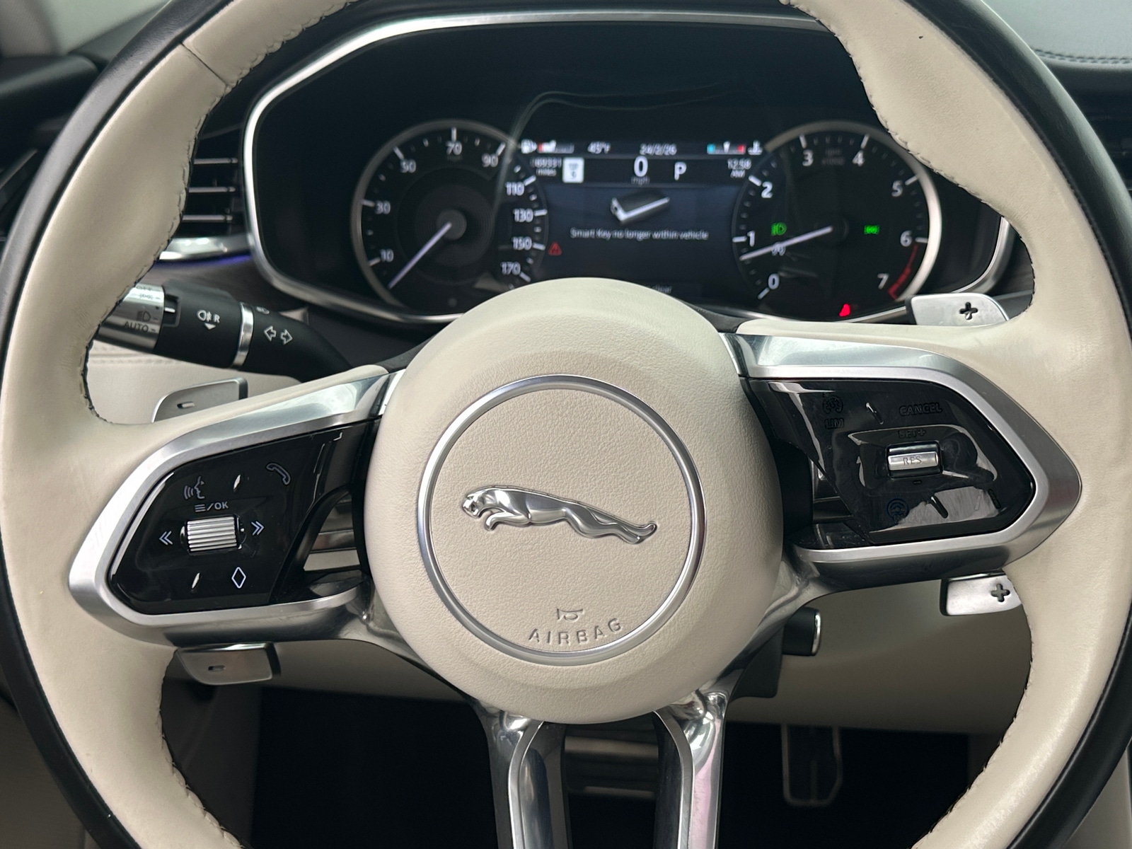 Thumbnail: 2022 Jaguar XF - 4