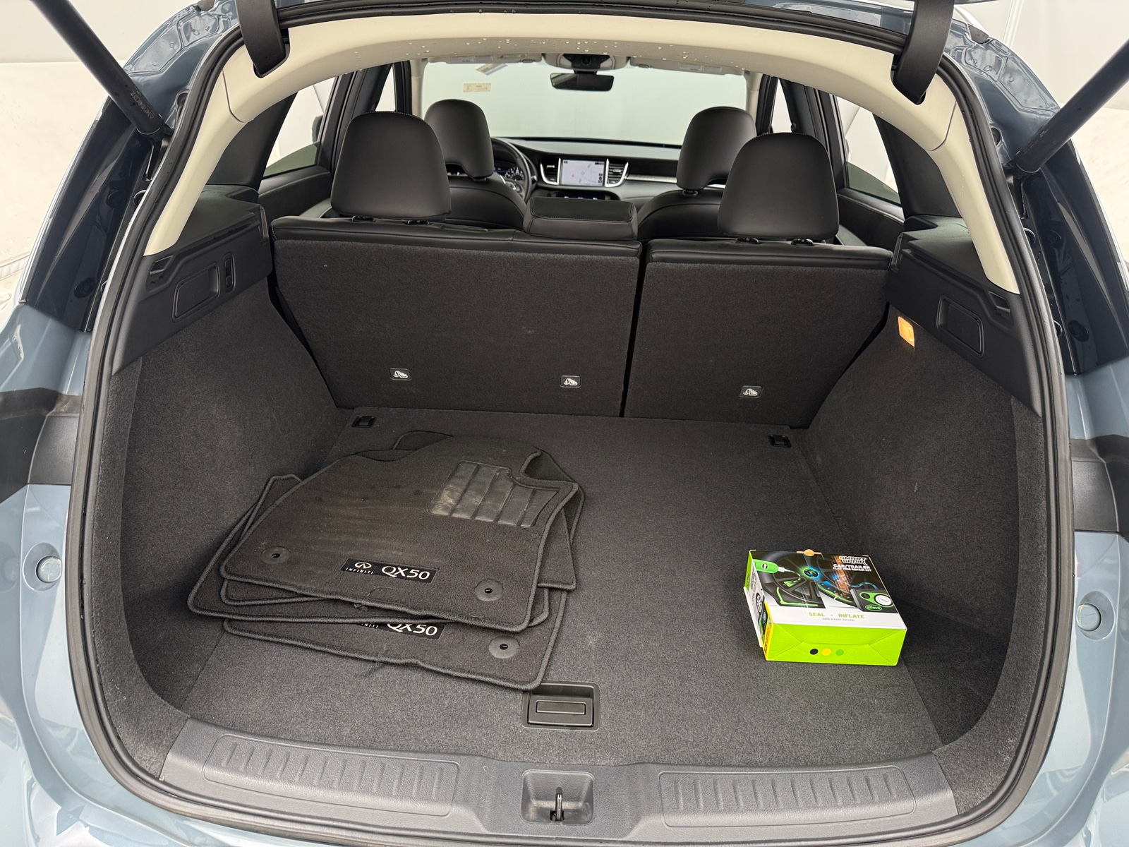 Thumbnail: 2023 INFINITI QX50 - 6