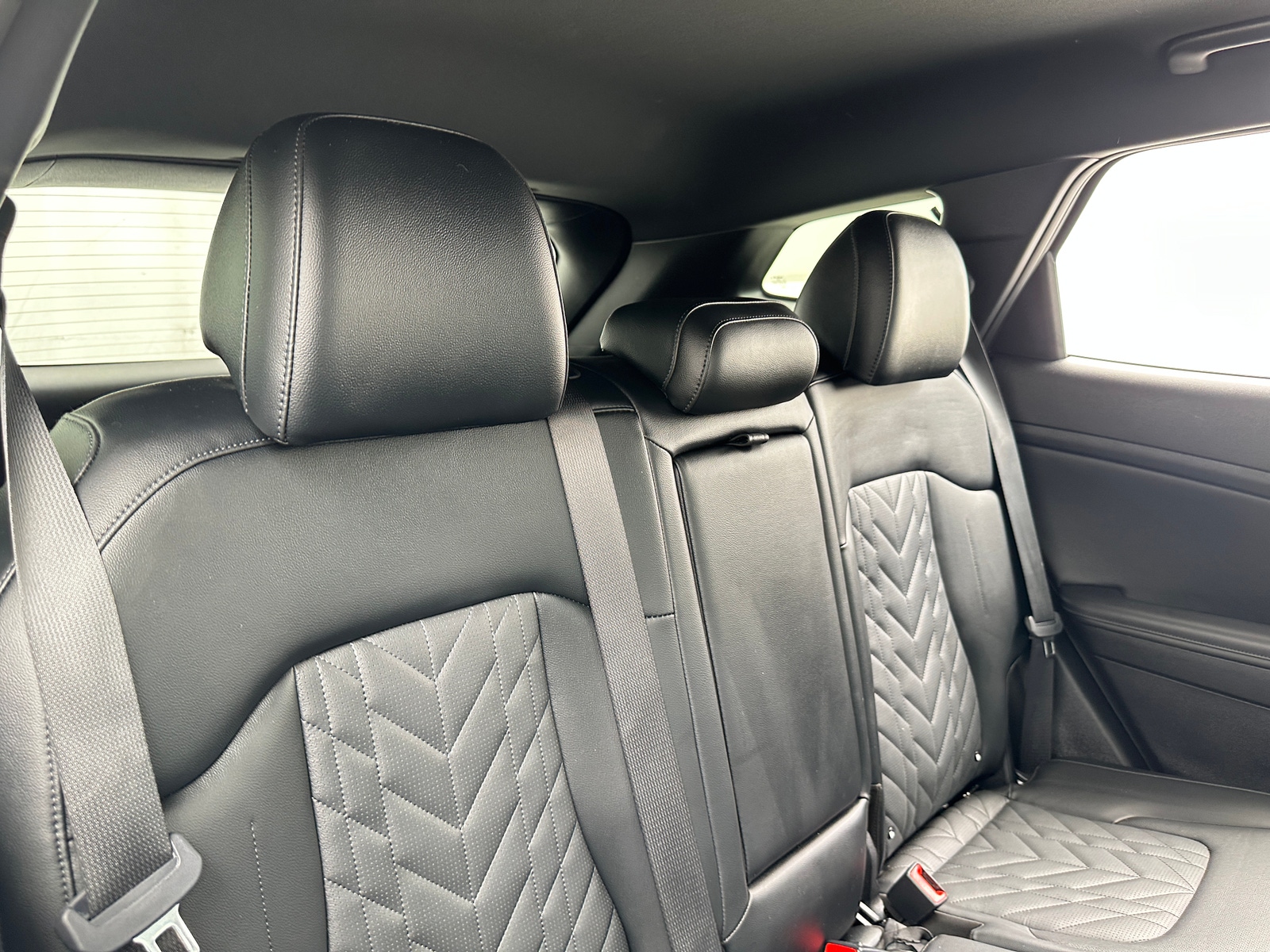 Thumbnail: 2023 Kia Sportage - 5