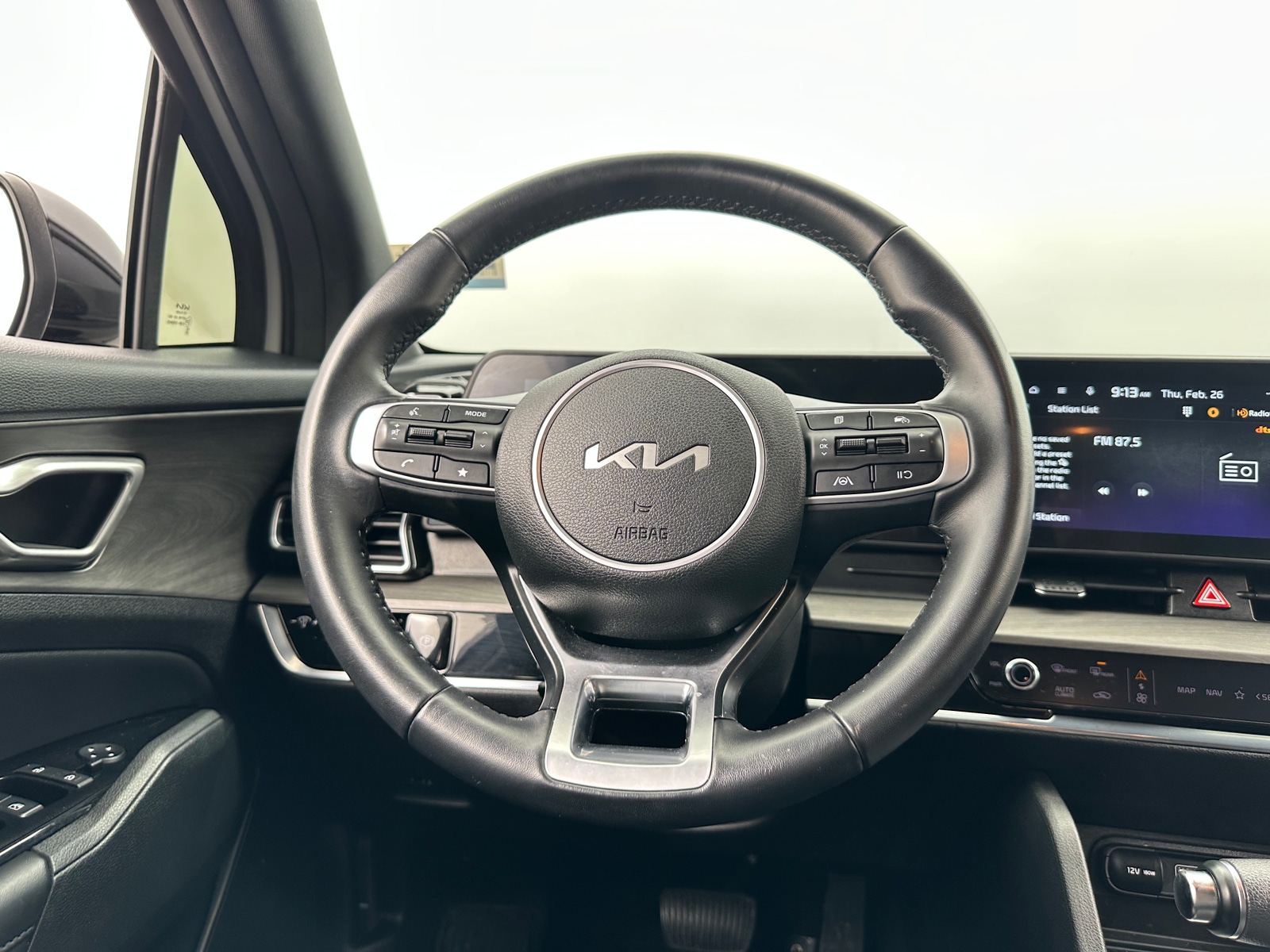 Thumbnail: 2023 Kia Sportage - 4