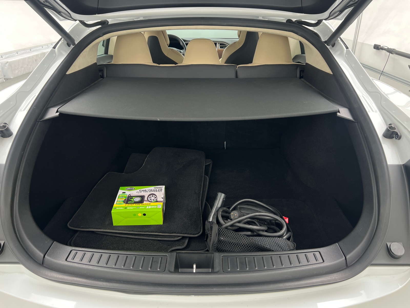 Thumbnail: 2017 Tesla Model S - 6