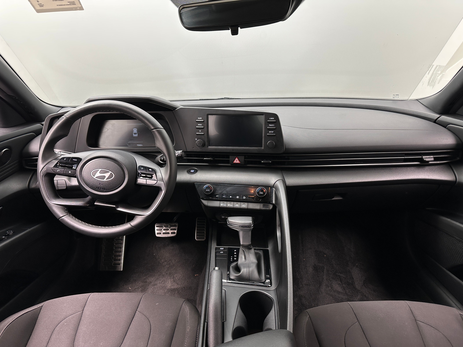 Thumbnail: 2025 Hyundai Elantra - 3