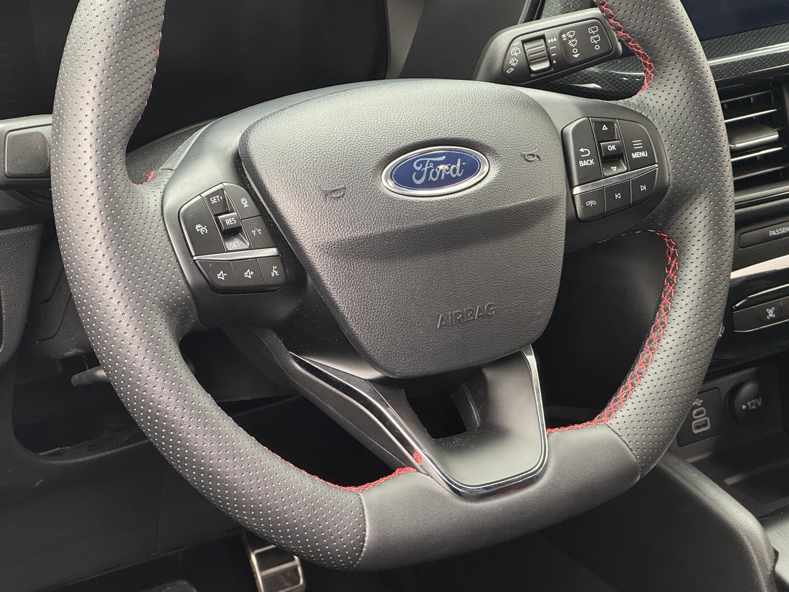 Thumbnail: 2024 Ford Escape - 5