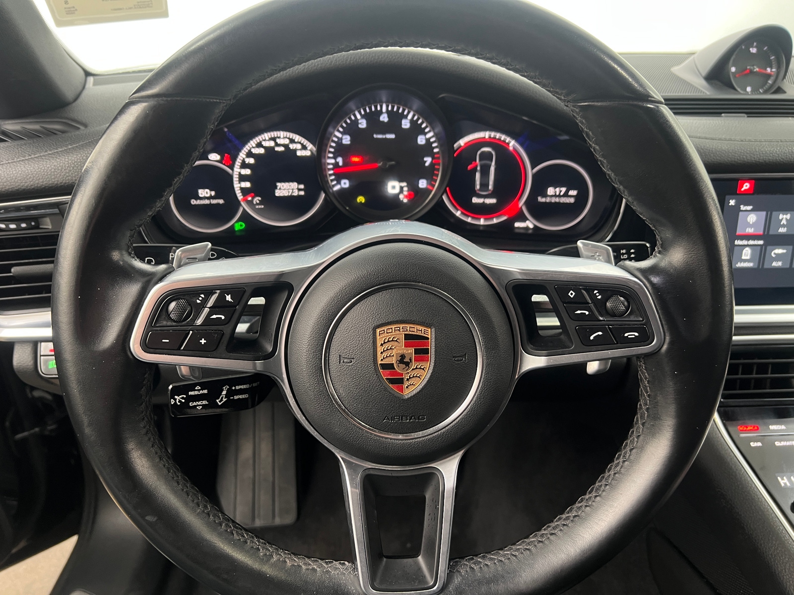 Thumbnail: 2020 Porsche Panamera - 4