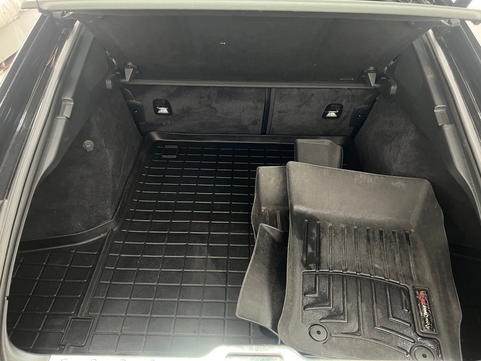 Thumbnail: 2020 Porsche Panamera - 6