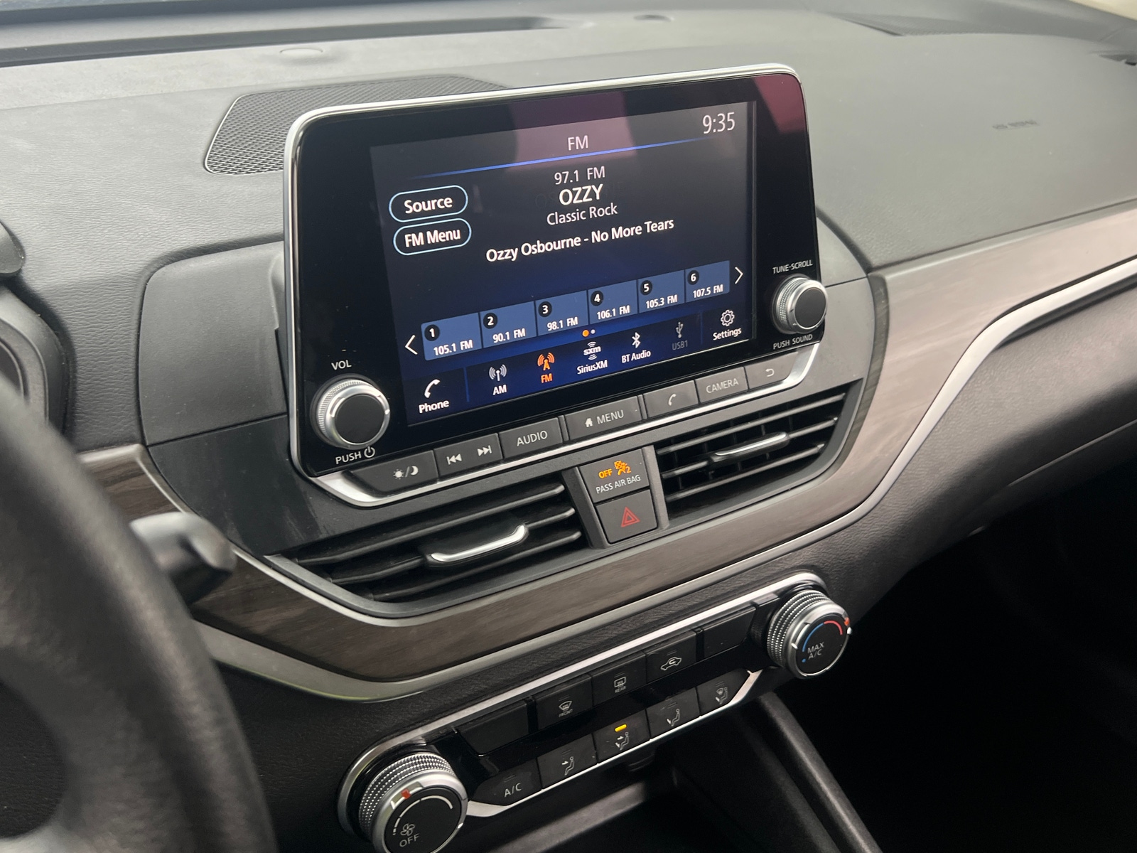 Thumbnail: 2025 Nissan Altima - 4