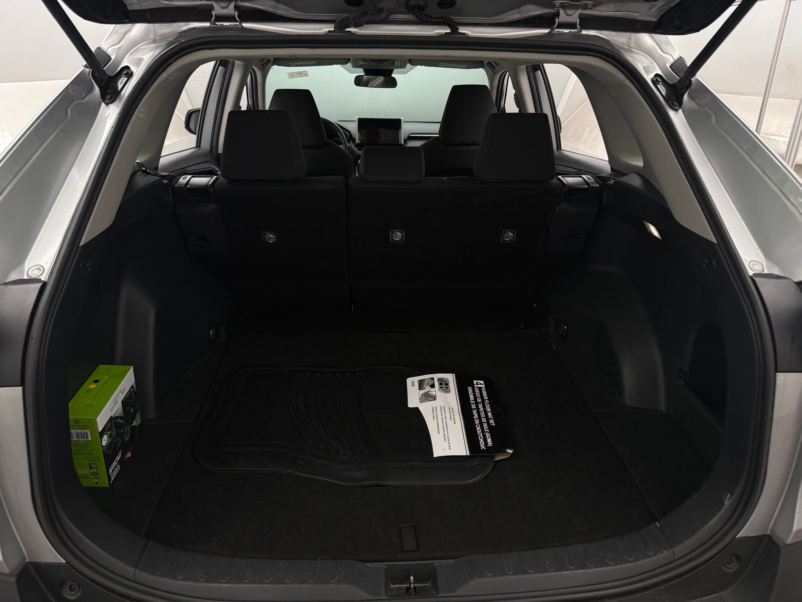 Thumbnail: 2024 Toyota RAV4 - 7