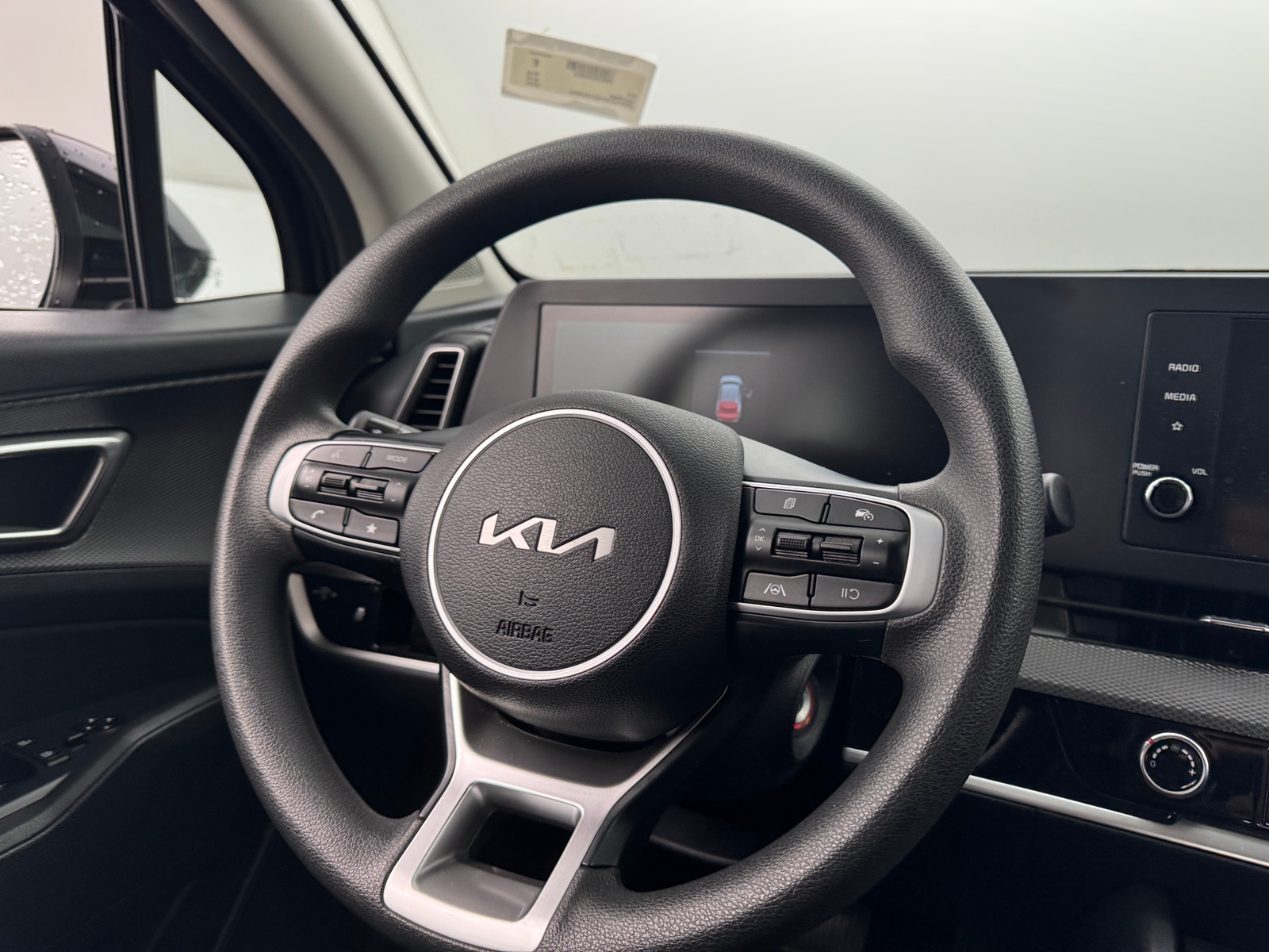 Thumbnail: 2025 Kia Sportage - 5