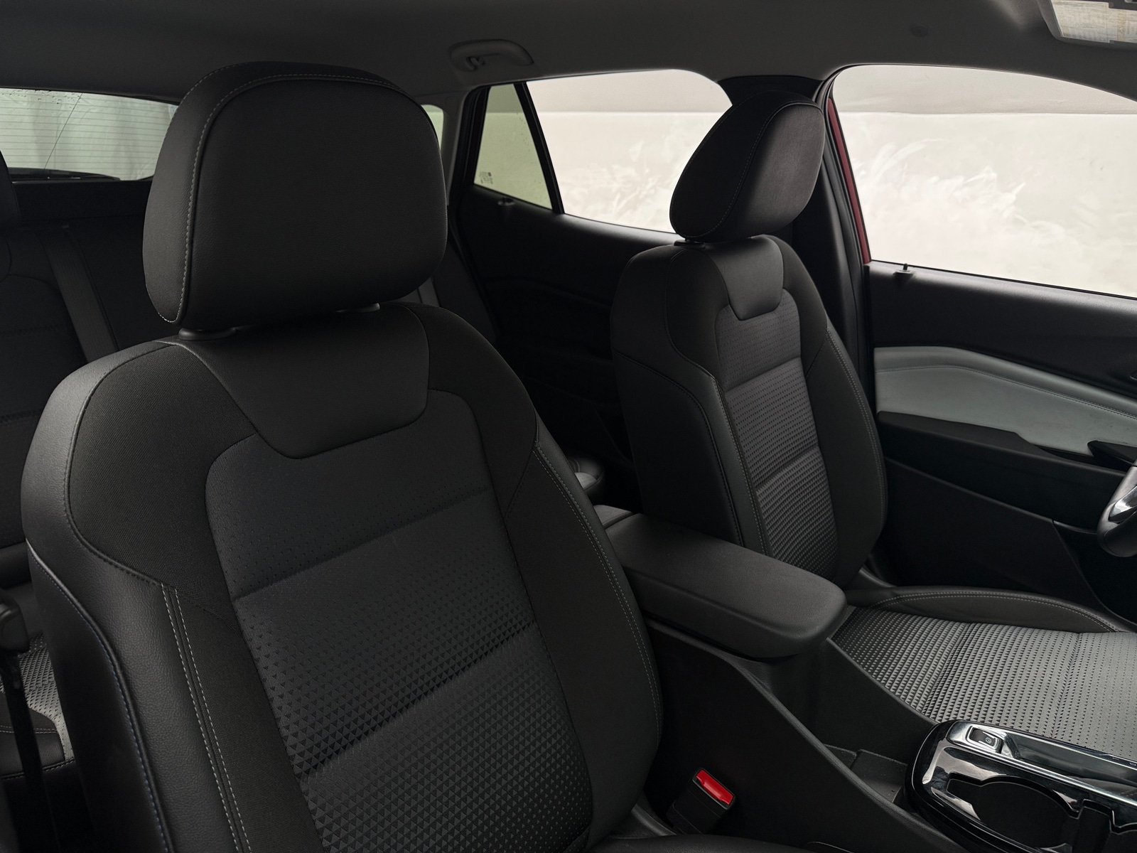 Thumbnail: 2025 Chevrolet Trax - 2