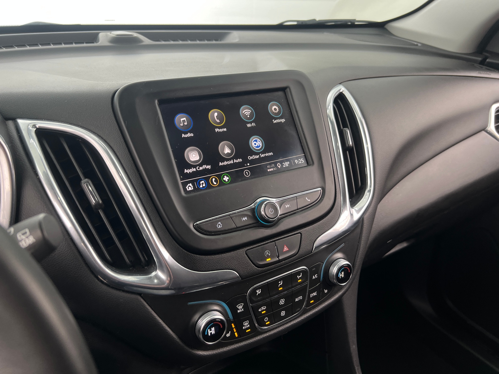 Thumbnail: 2023 Chevrolet Equinox - 4