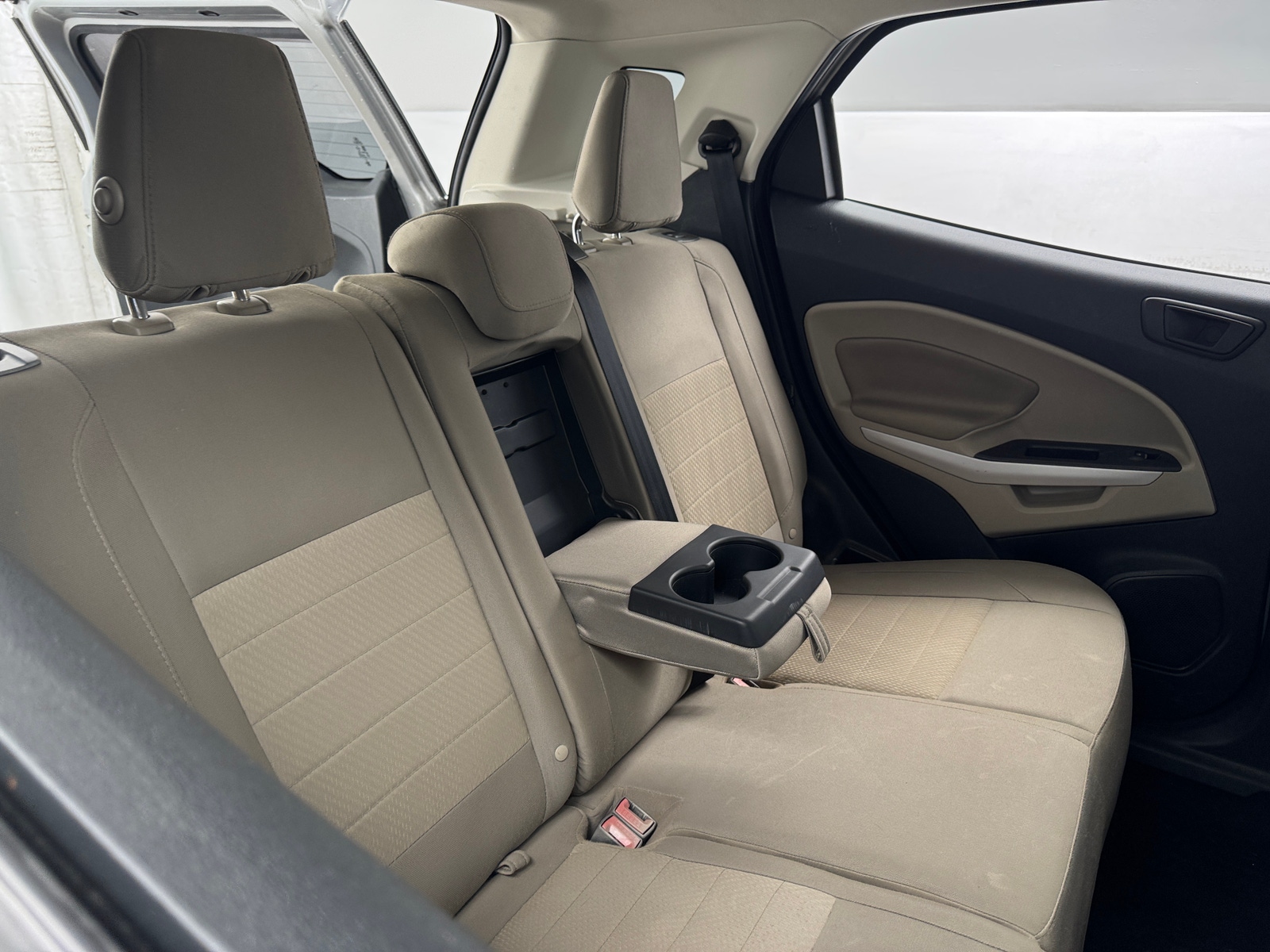 Thumbnail: 2021 Ford EcoSport - 6