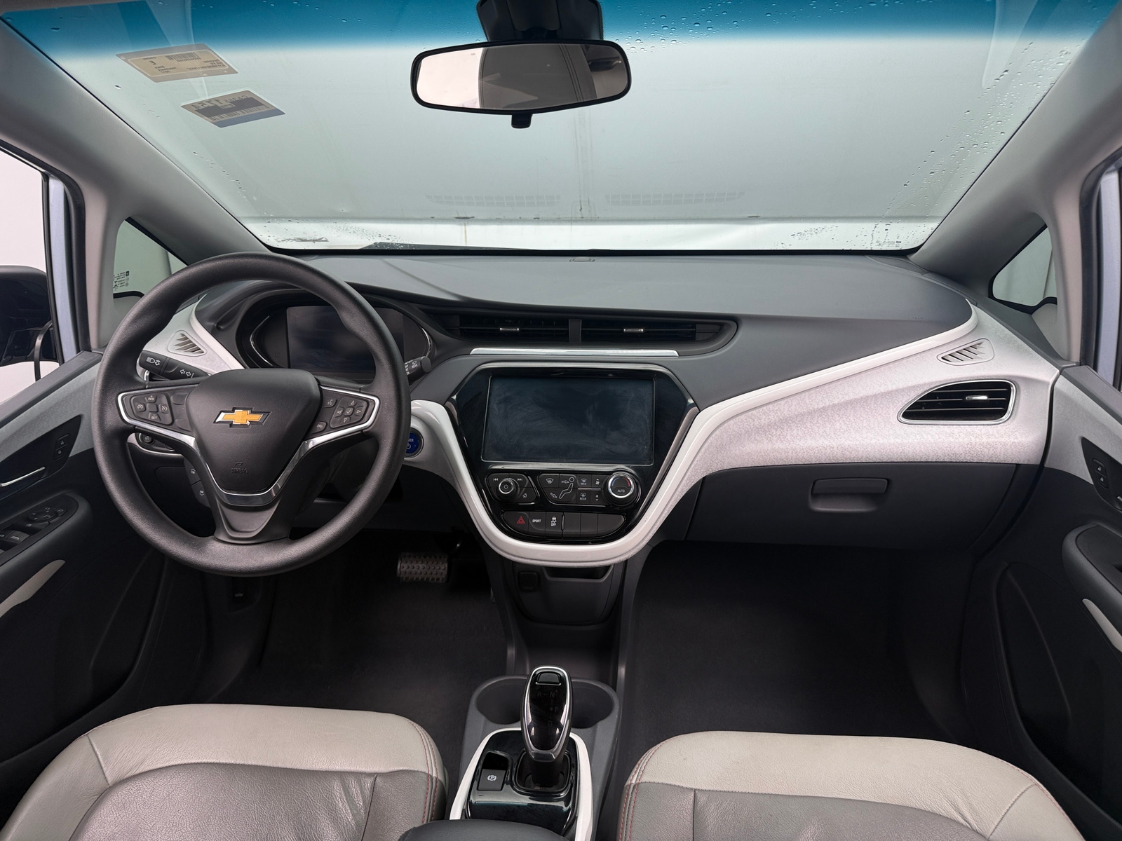 Thumbnail: 2017 Chevrolet Bolt EV - 2