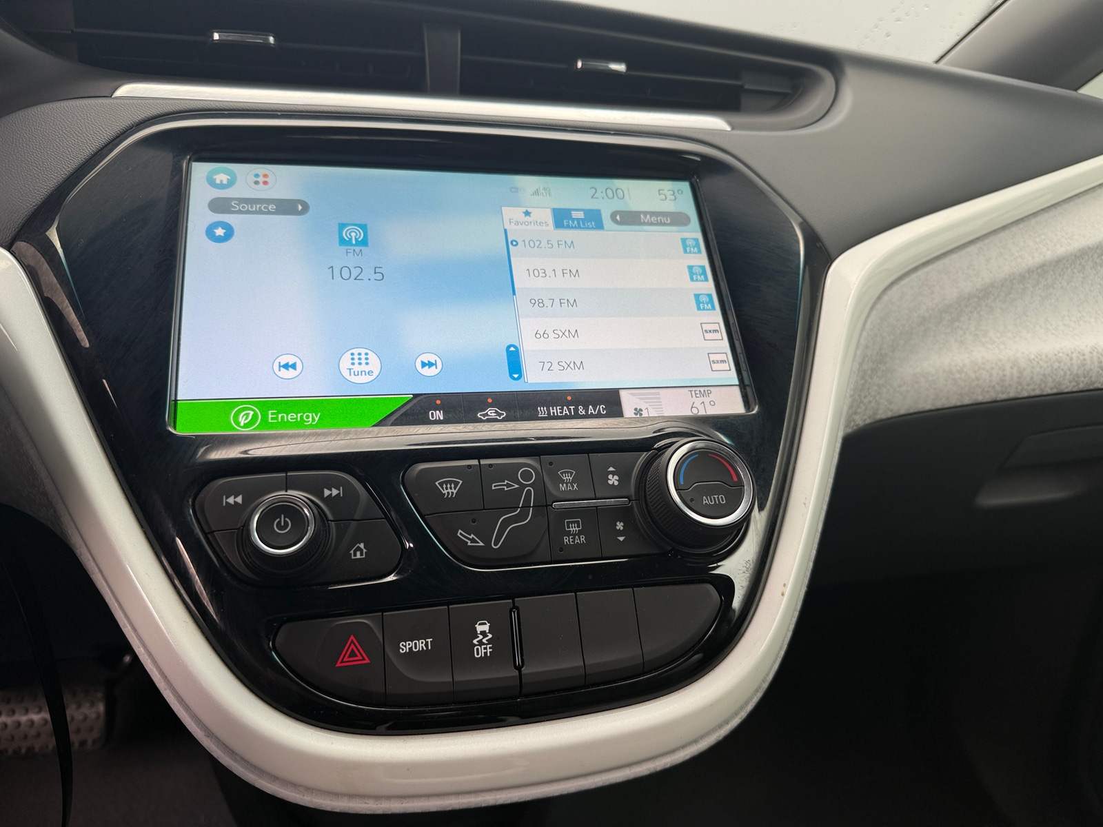 Thumbnail: 2017 Chevrolet Bolt EV - 3