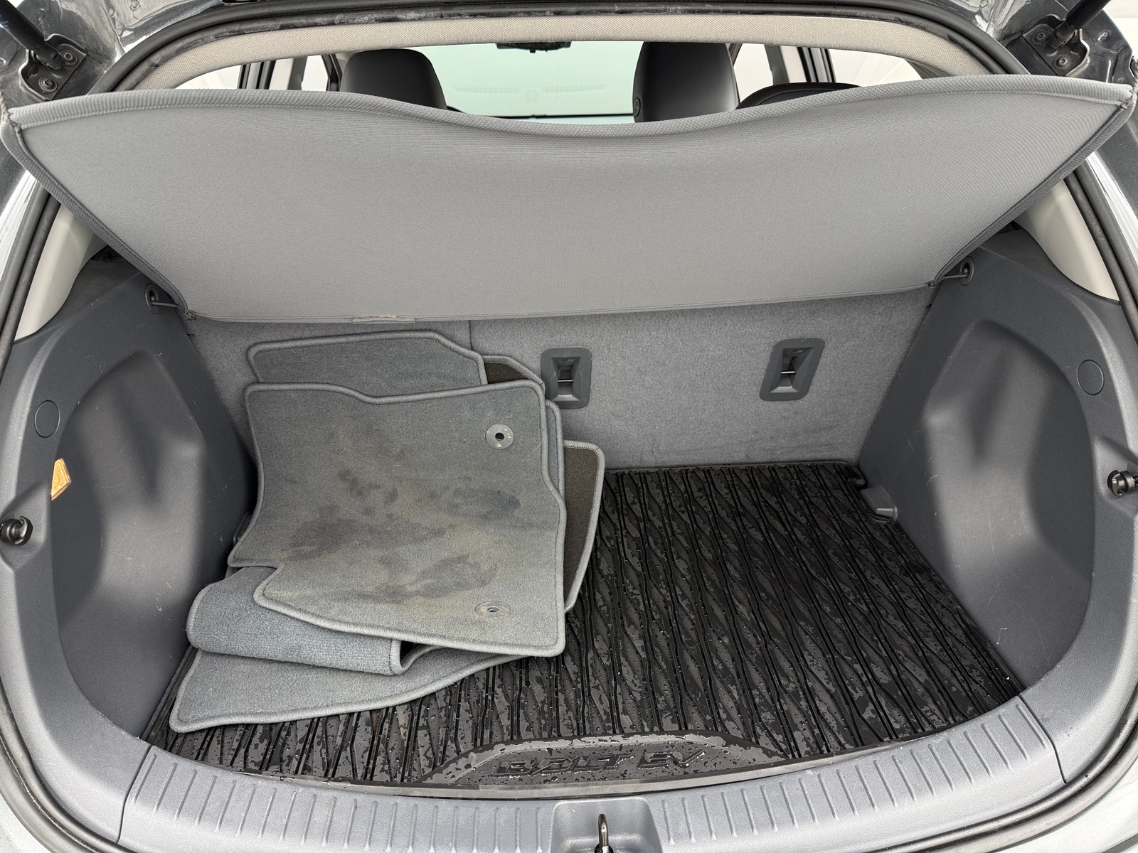 Thumbnail: 2020 Chevrolet Bolt EV - 6