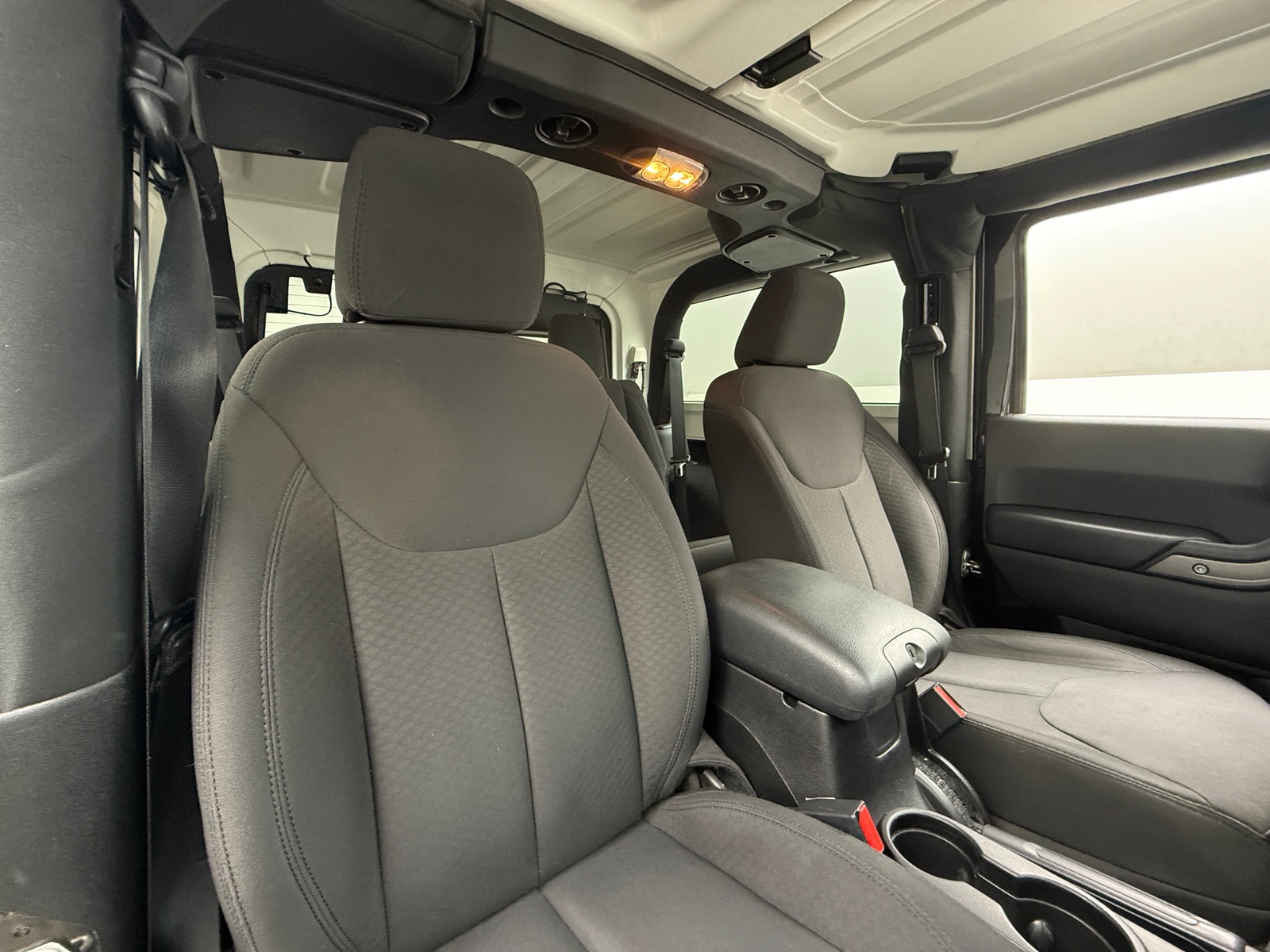 Thumbnail: 2017 Jeep Wrangler - 2